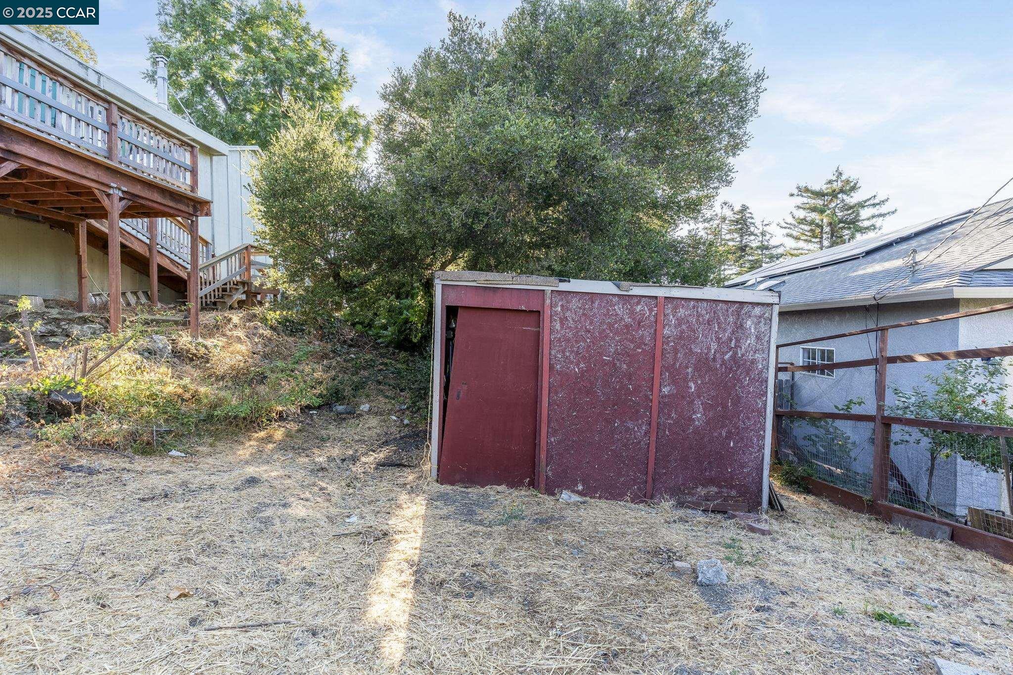 5919 Bernhard Ave, Richmond, California 94805, 2 Bedrooms Bedrooms, 5 Rooms Rooms,1 BathroomBathrooms,Residential,For Sale,5919 Bernhard Ave,41106320