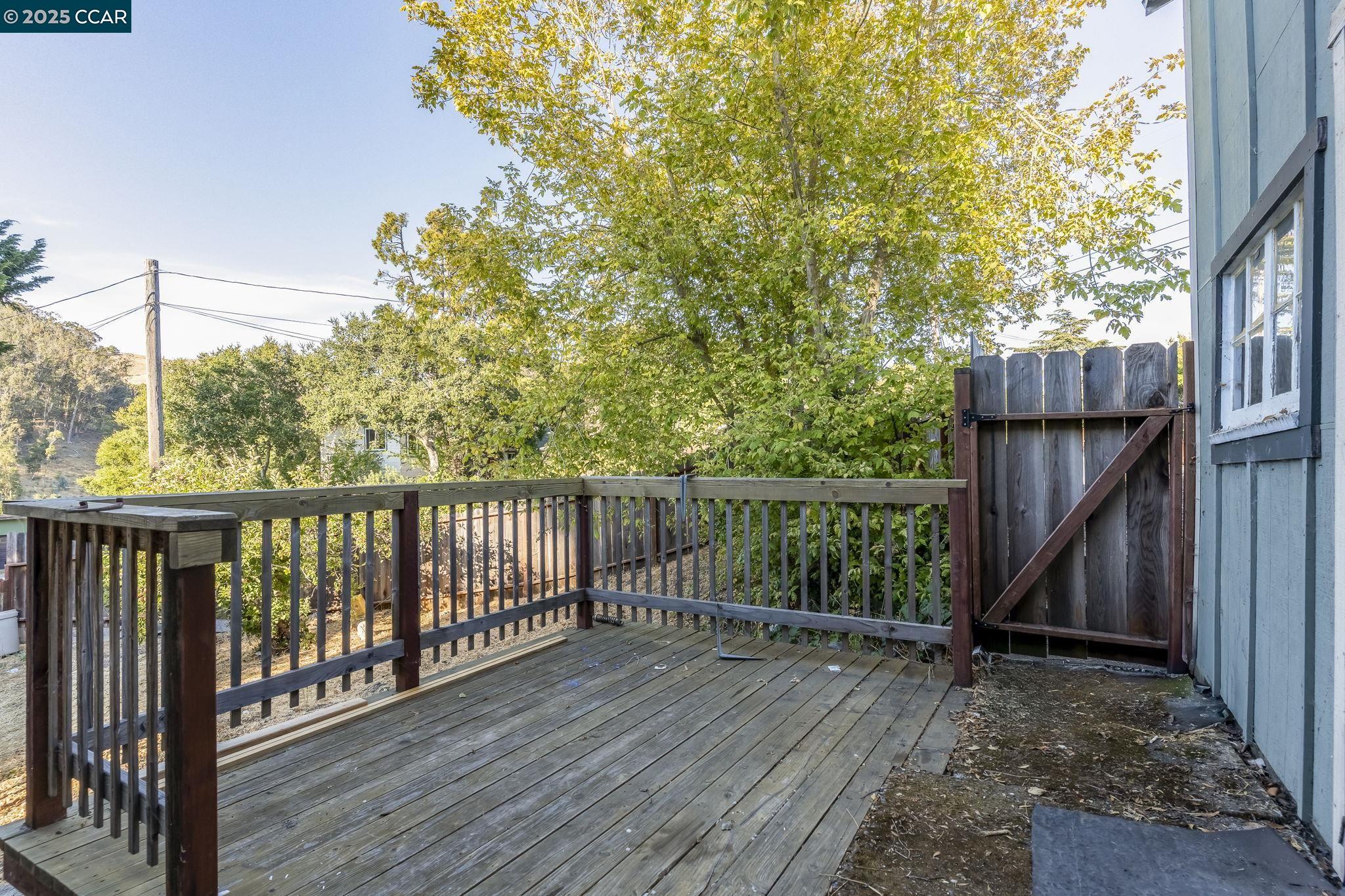 5919 Bernhard Ave, Richmond, California 94805, 2 Bedrooms Bedrooms, 5 Rooms Rooms,1 BathroomBathrooms,Residential,For Sale,5919 Bernhard Ave,41106320
