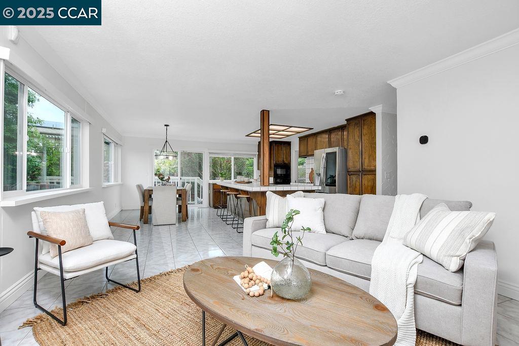 1187-A Kaski Lane, Concord, California 94518, 4 Bedrooms Bedrooms, 10 Rooms Rooms,2 BathroomsBathrooms,Residential,For Sale,1187-A Kaski Lane,41106321