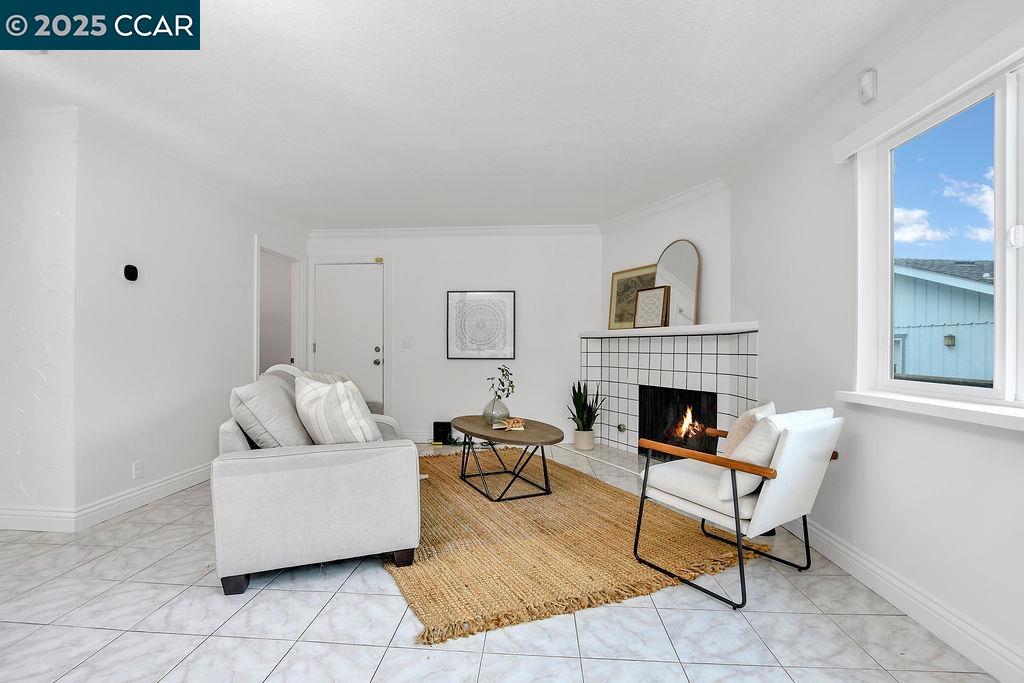 1187-A Kaski Lane, Concord, California 94518, 4 Bedrooms Bedrooms, 10 Rooms Rooms,2 BathroomsBathrooms,Residential,For Sale,1187-A Kaski Lane,41106321