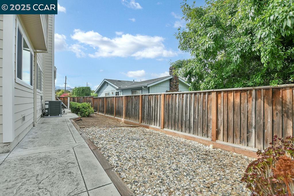 1187-A Kaski Lane, Concord, California 94518, 4 Bedrooms Bedrooms, 10 Rooms Rooms,2 BathroomsBathrooms,Residential,For Sale,1187-A Kaski Lane,41106321