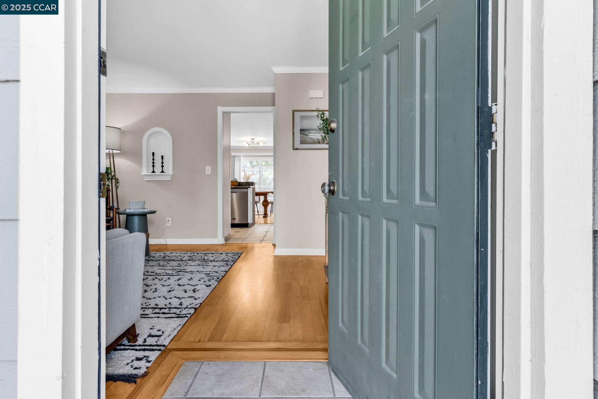 Photo #1: 41106323 Listing: Photo #1