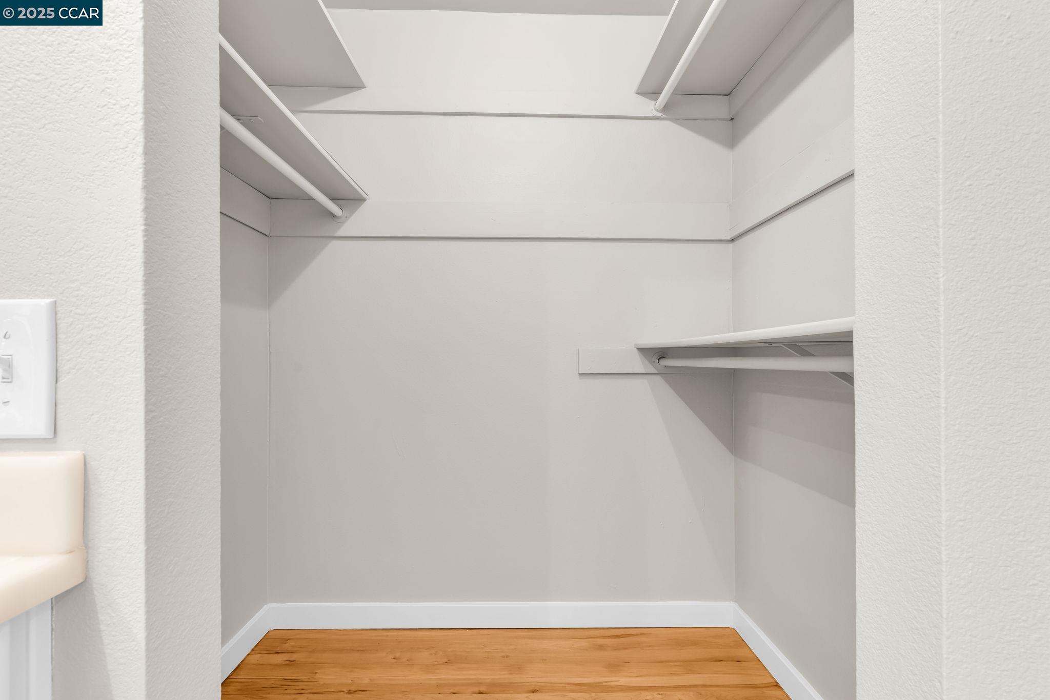 Photo #24: 41106323 Listing: Photo #24