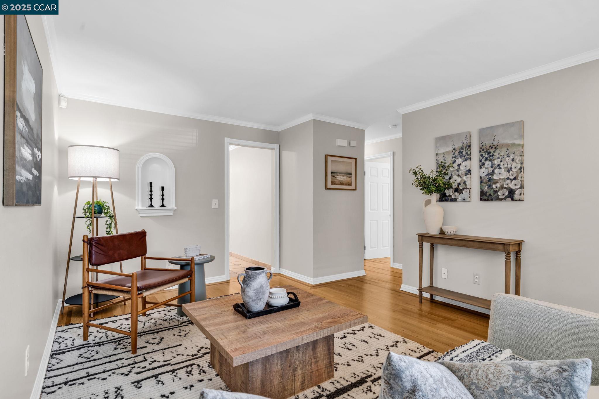 Photo #6: 41106323 Listing: Photo #6