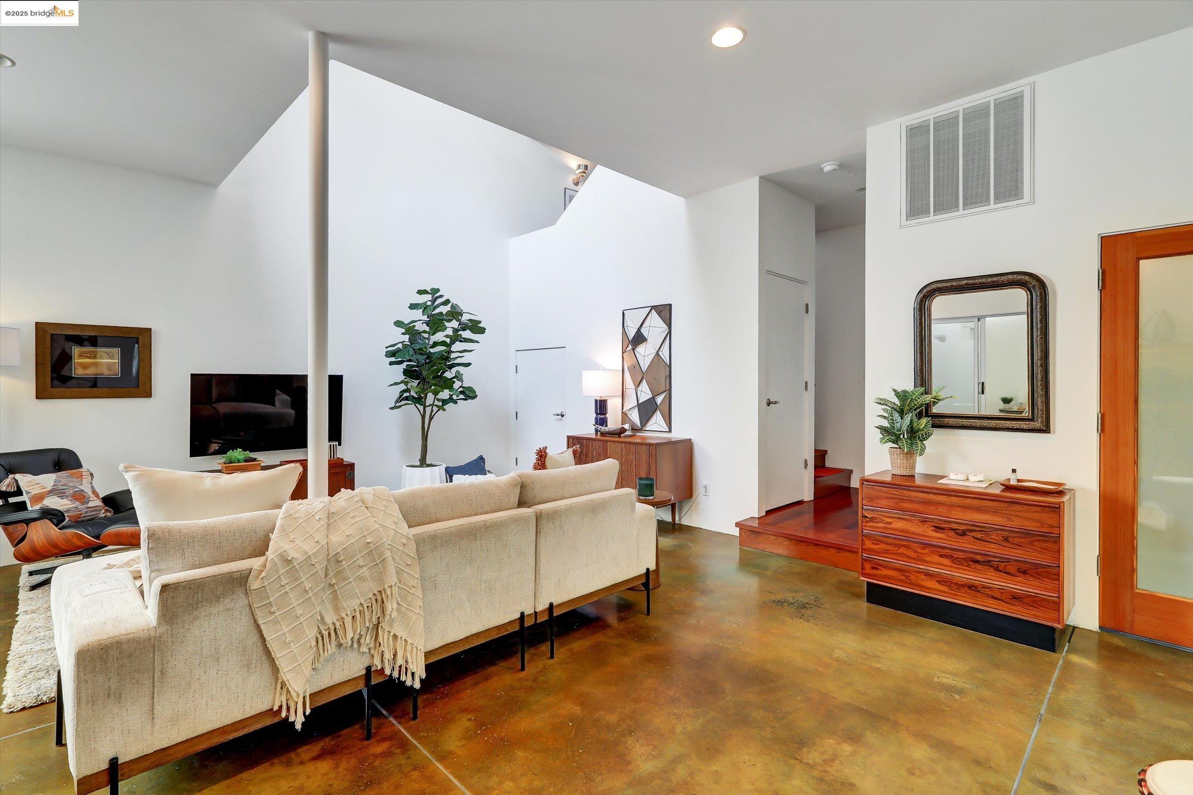 Photo #7: 41106325 Listing: Photo #7