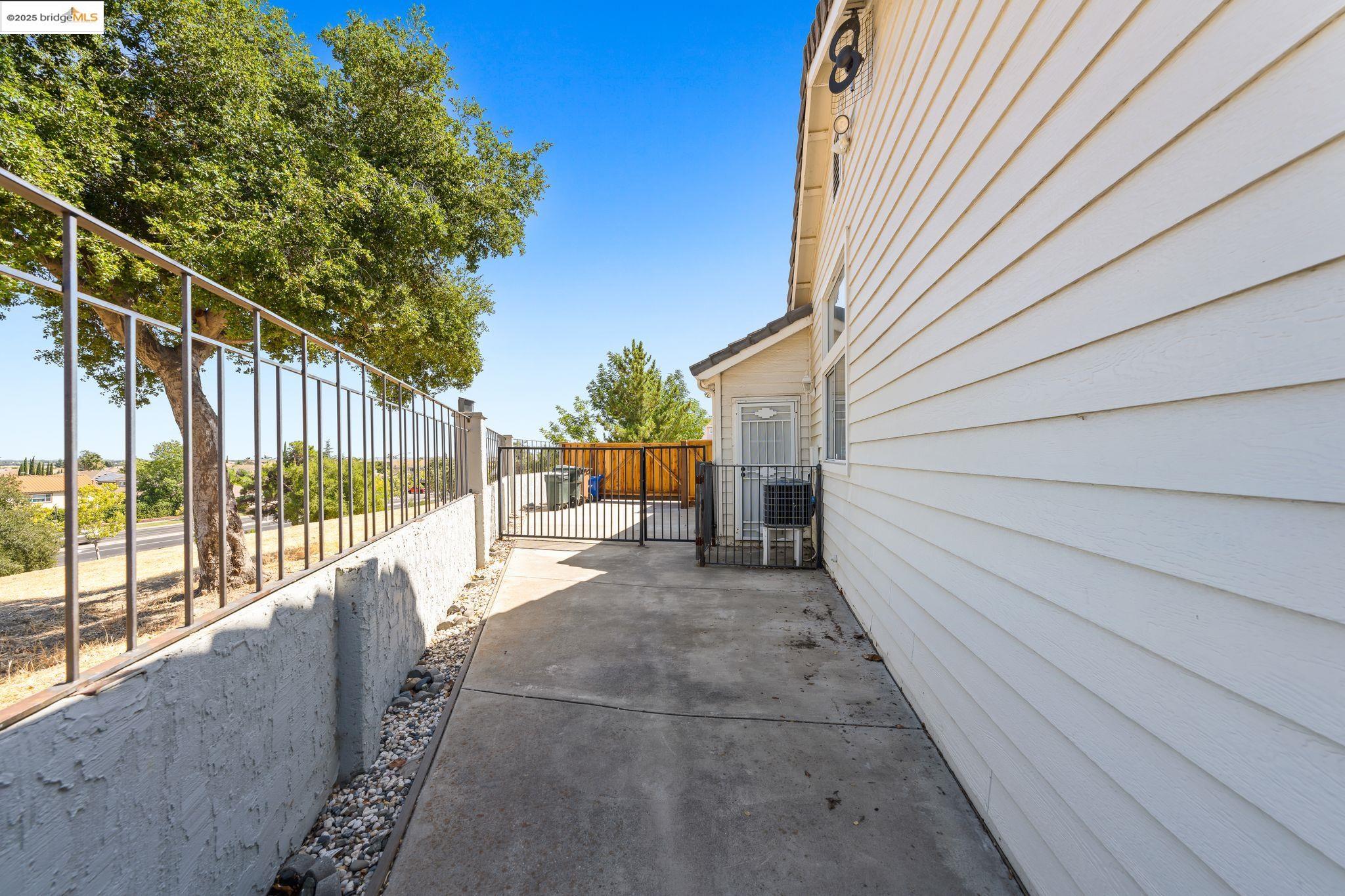 Detail Gallery Image 30 of 41 For 5213 Walker Ct, Antioch,  CA 94531 - 3 Beds | 2 Baths