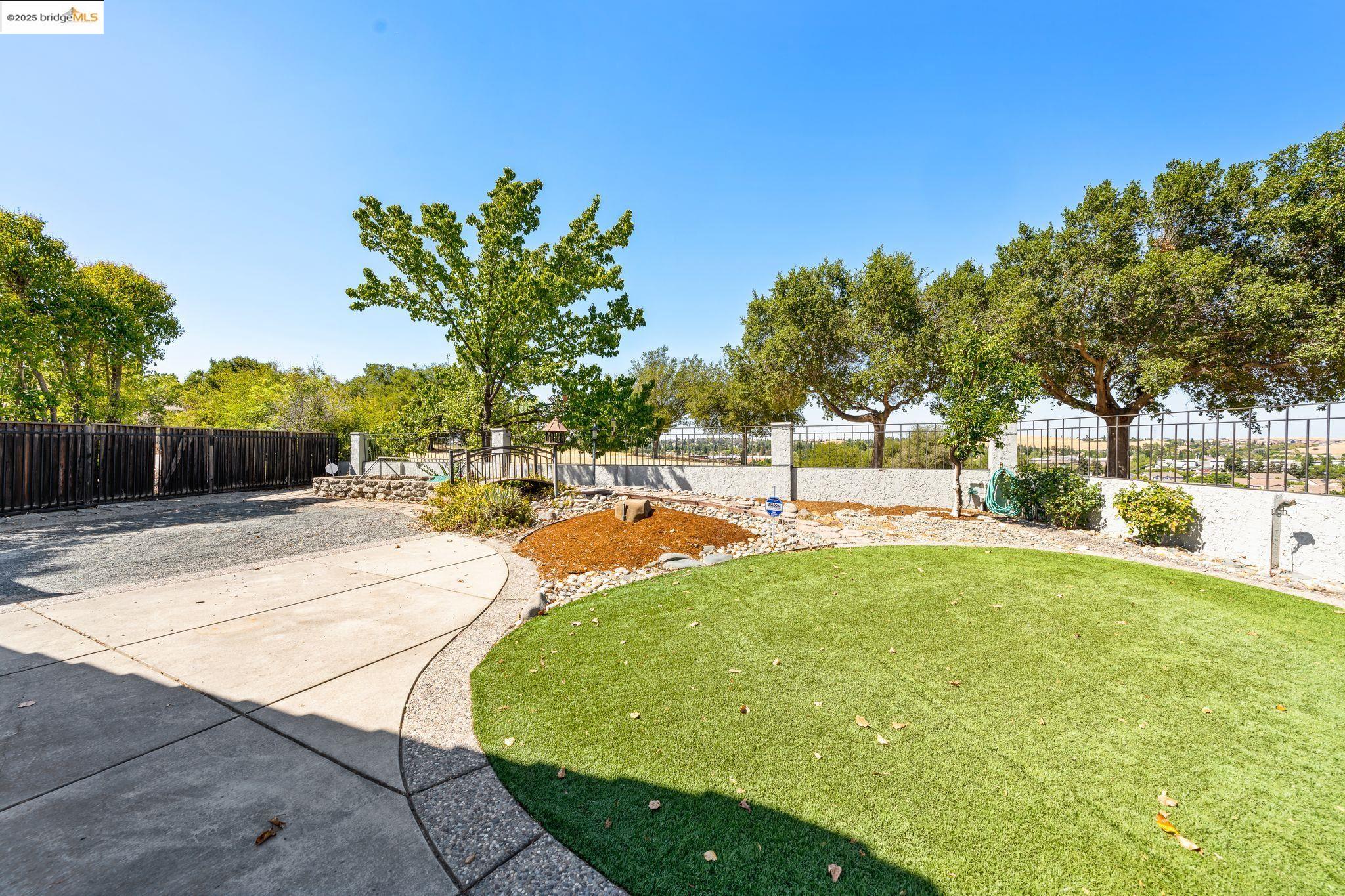 Detail Gallery Image 31 of 36 For 5213 Walker Ct, Antioch,  CA 94531 - 3 Beds | 2 Baths