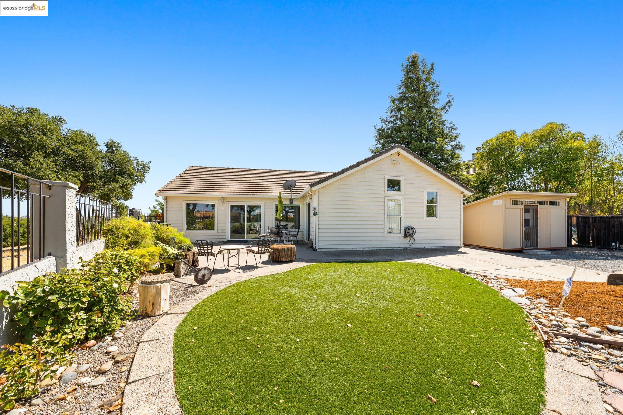 Detail Gallery Image 32 of 36 For 5213 Walker Ct, Antioch,  CA 94531 - 3 Beds | 2 Baths