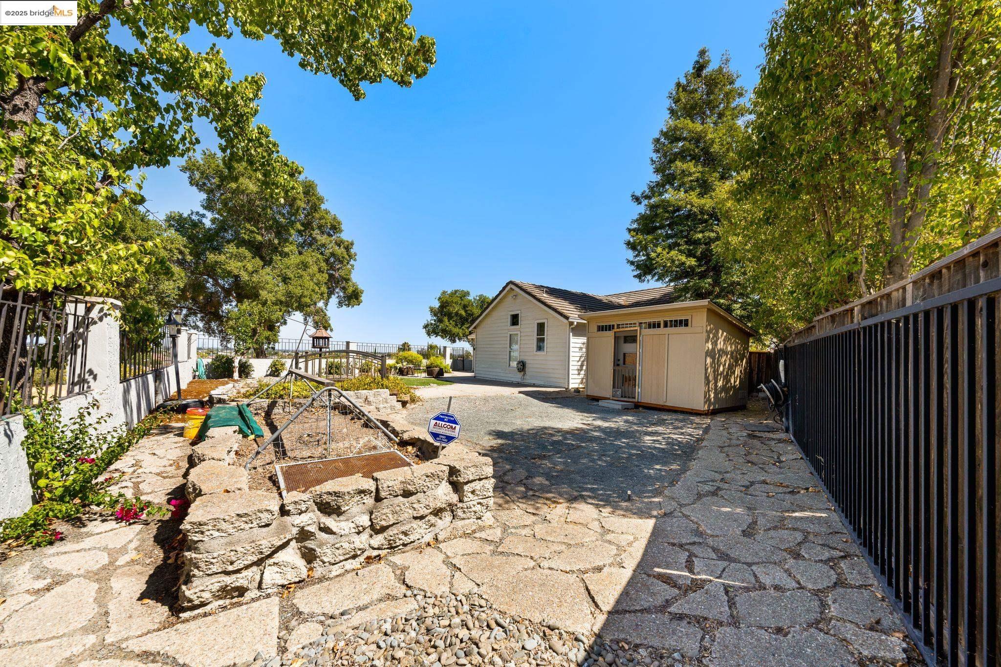 Detail Gallery Image 35 of 36 For 5213 Walker Ct, Antioch,  CA 94531 - 3 Beds | 2 Baths