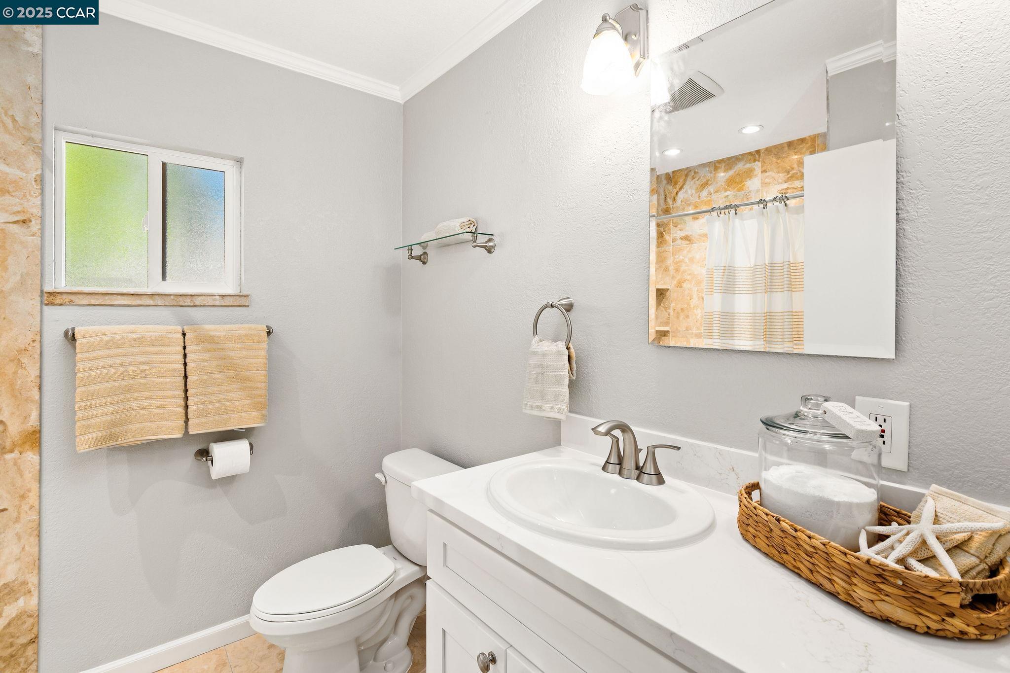 Detail Gallery Image 15 of 27 For 3248 Reva Dr, Concord,  CA 94519 - 3 Beds | 2 Baths