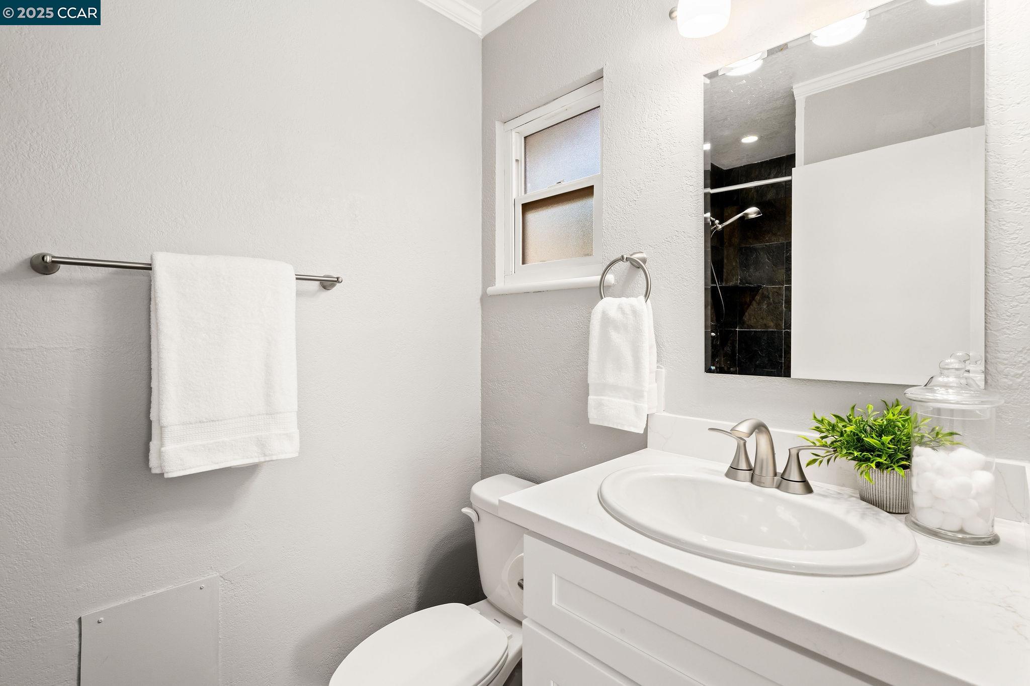 Detail Gallery Image 18 of 27 For 3248 Reva Dr, Concord,  CA 94519 - 3 Beds | 2 Baths