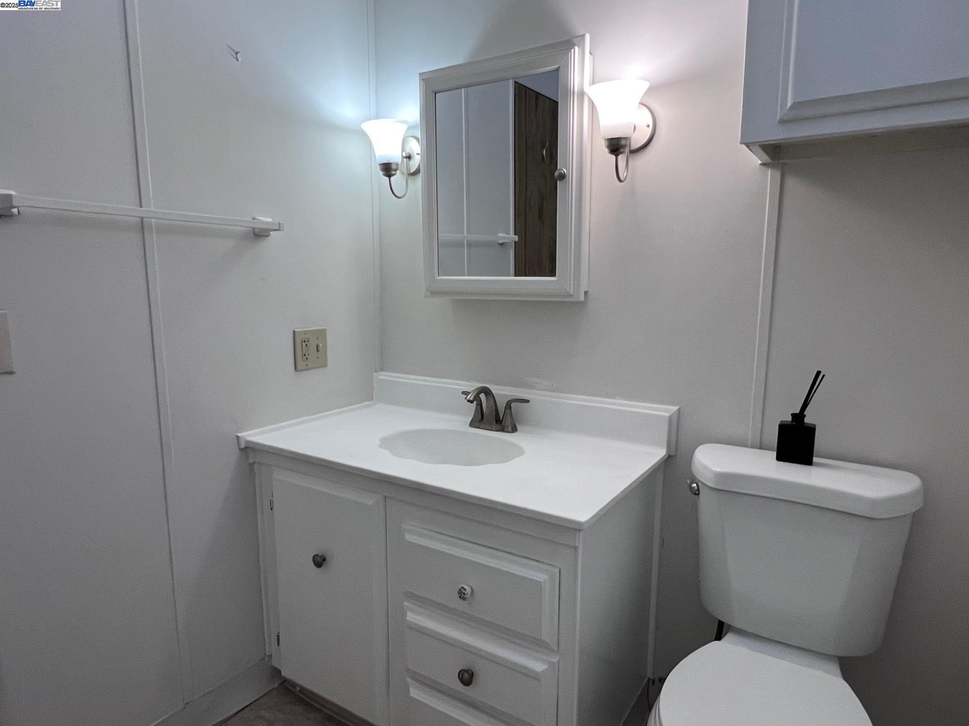1352 Chelsea, Hayward, California 94544, 2 Bedrooms Bedrooms, 6 Rooms Rooms,2 BathroomsBathrooms,Manufactured In Park,For Sale,1352 Chelsea,41106332