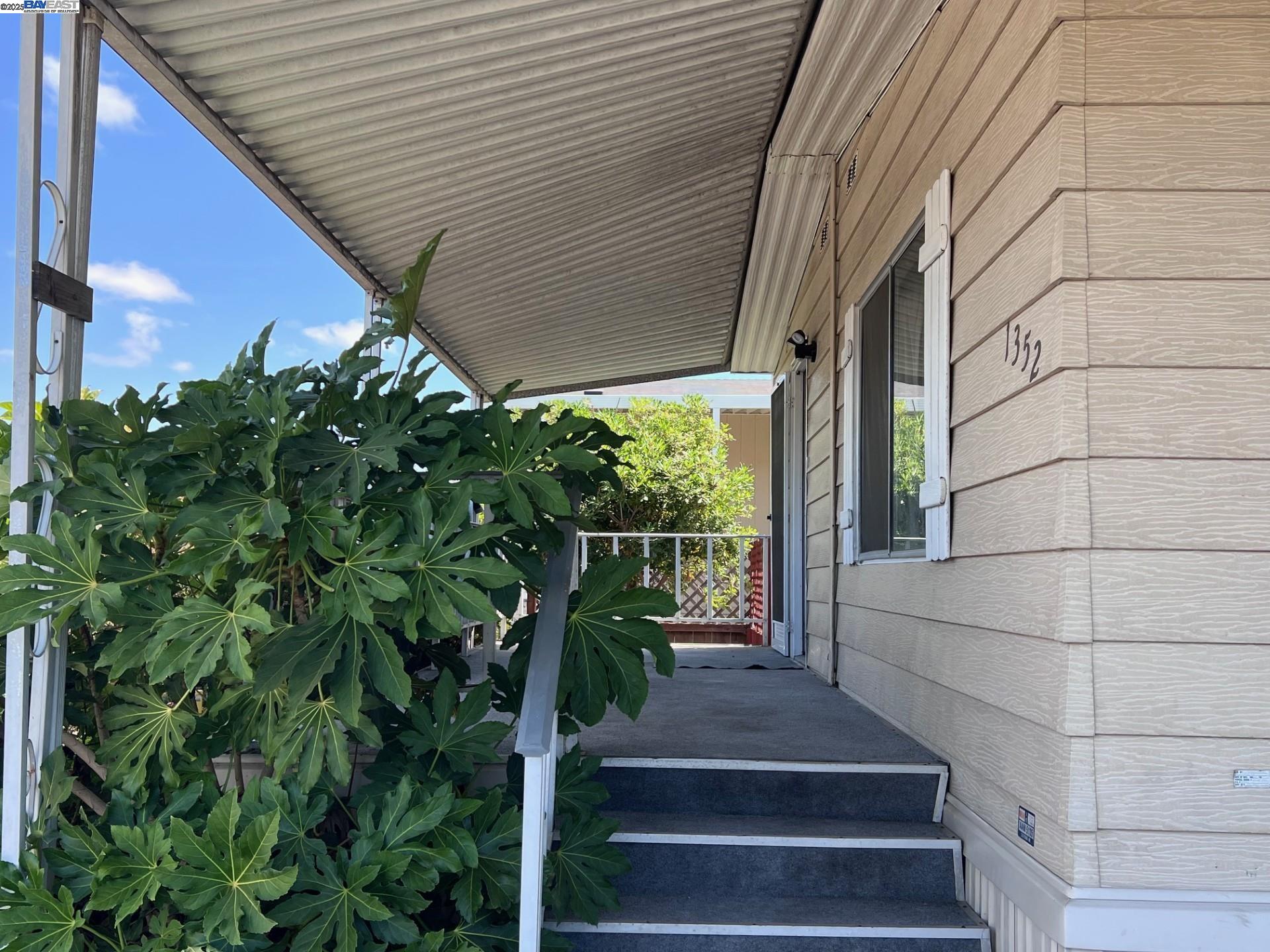 1352 Chelsea, Hayward, California 94544, 2 Bedrooms Bedrooms, 6 Rooms Rooms,2 BathroomsBathrooms,Manufactured In Park,For Sale,1352 Chelsea,41106332