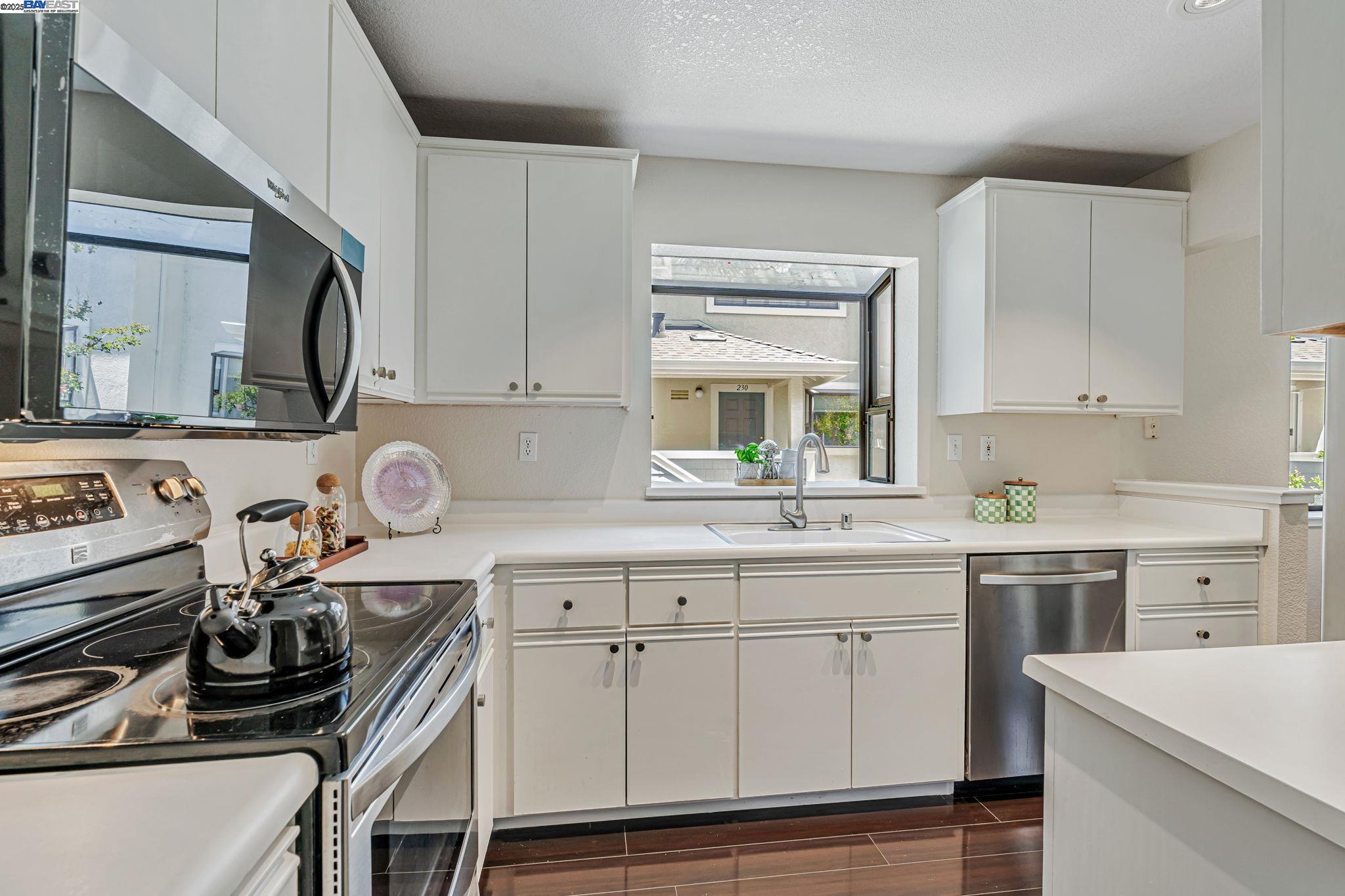 Photo #11: 41106336 Listing: Photo #11