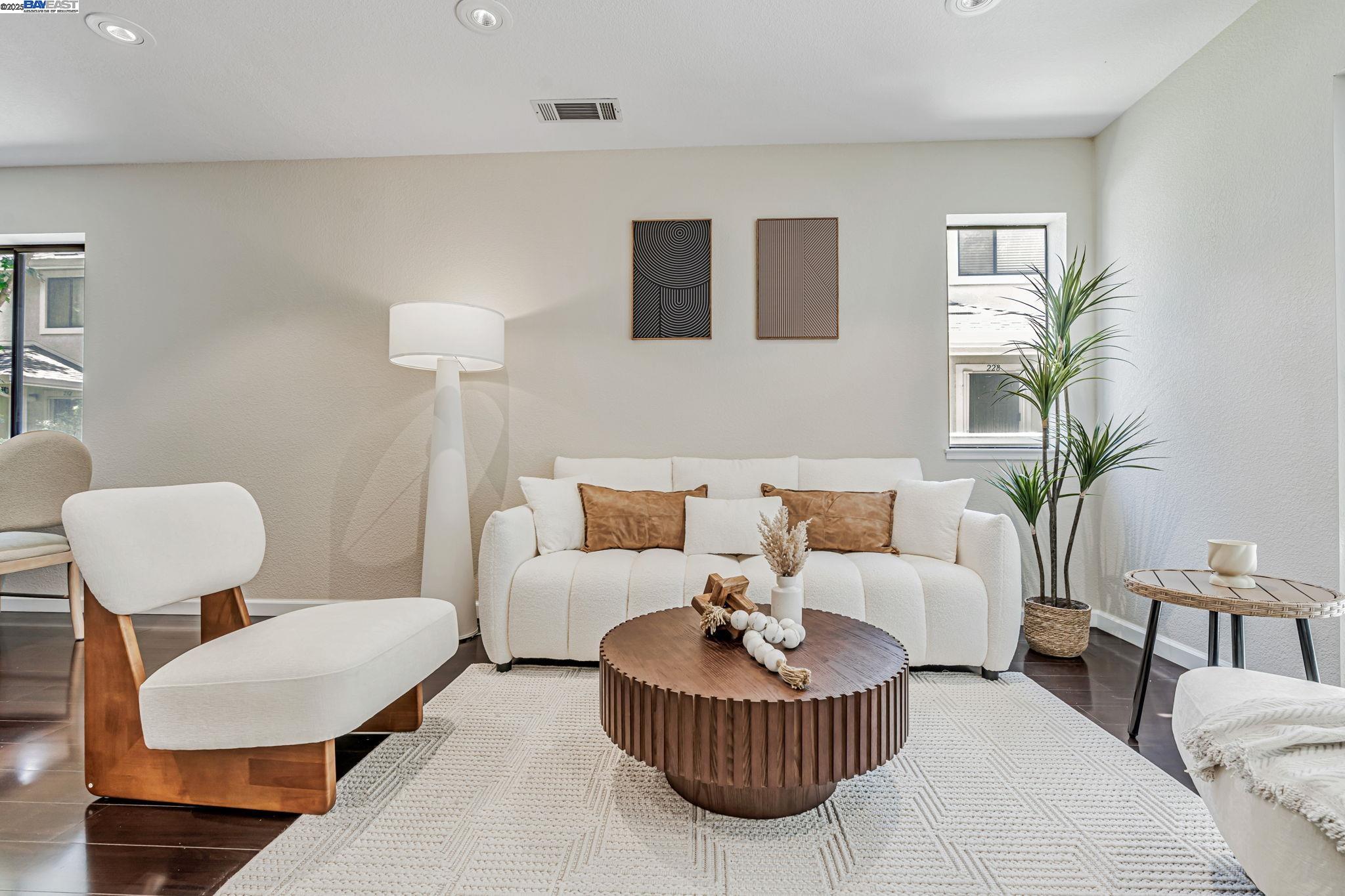 Photo #7: 41106336 Listing: Photo #7