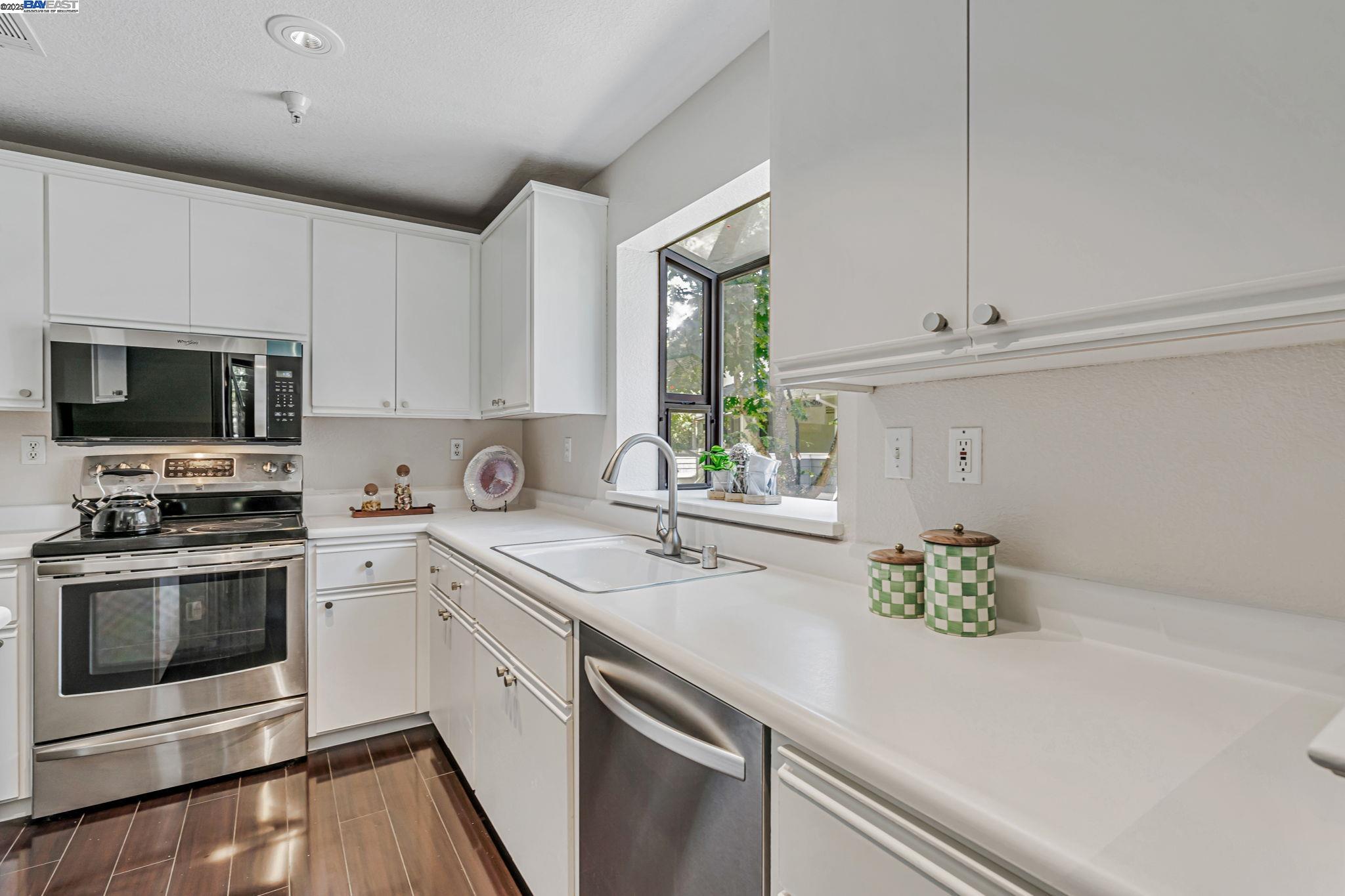 Photo #10: 41106336 Listing: Photo #10