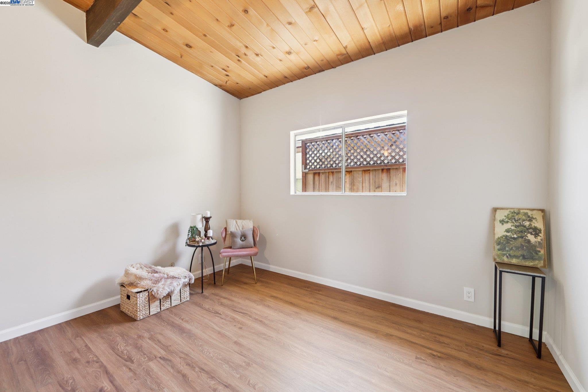 1213 Rosewood Way, Alameda, California 94501, 3 Bedrooms Bedrooms, 6 Rooms Rooms,2 BathroomsBathrooms,Residential,For Sale,1213 Rosewood Way,41106341