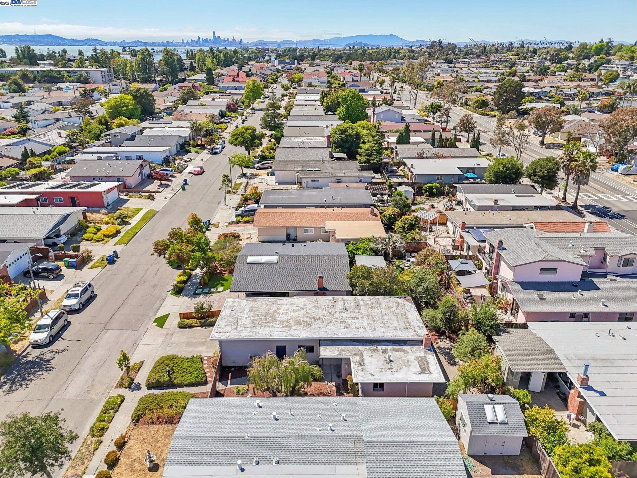 1213 Rosewood Way, Alameda, California 94501, 3 Bedrooms Bedrooms, 6 Rooms Rooms,2 BathroomsBathrooms,Residential,For Sale,1213 Rosewood Way,41106341