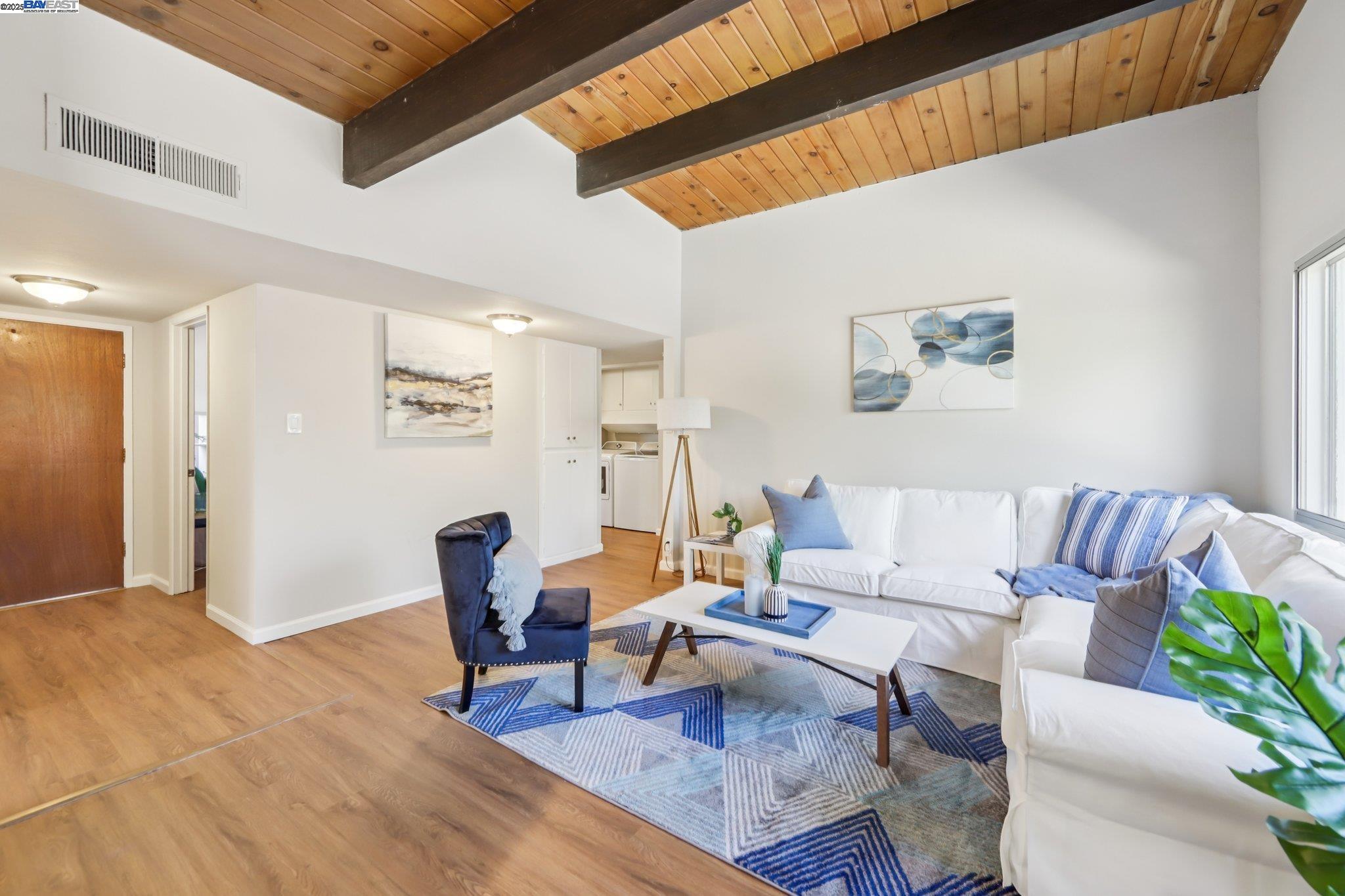 1213 Rosewood Way, Alameda, California 94501, 3 Bedrooms Bedrooms, 6 Rooms Rooms,2 BathroomsBathrooms,Residential,For Sale,1213 Rosewood Way,41106341