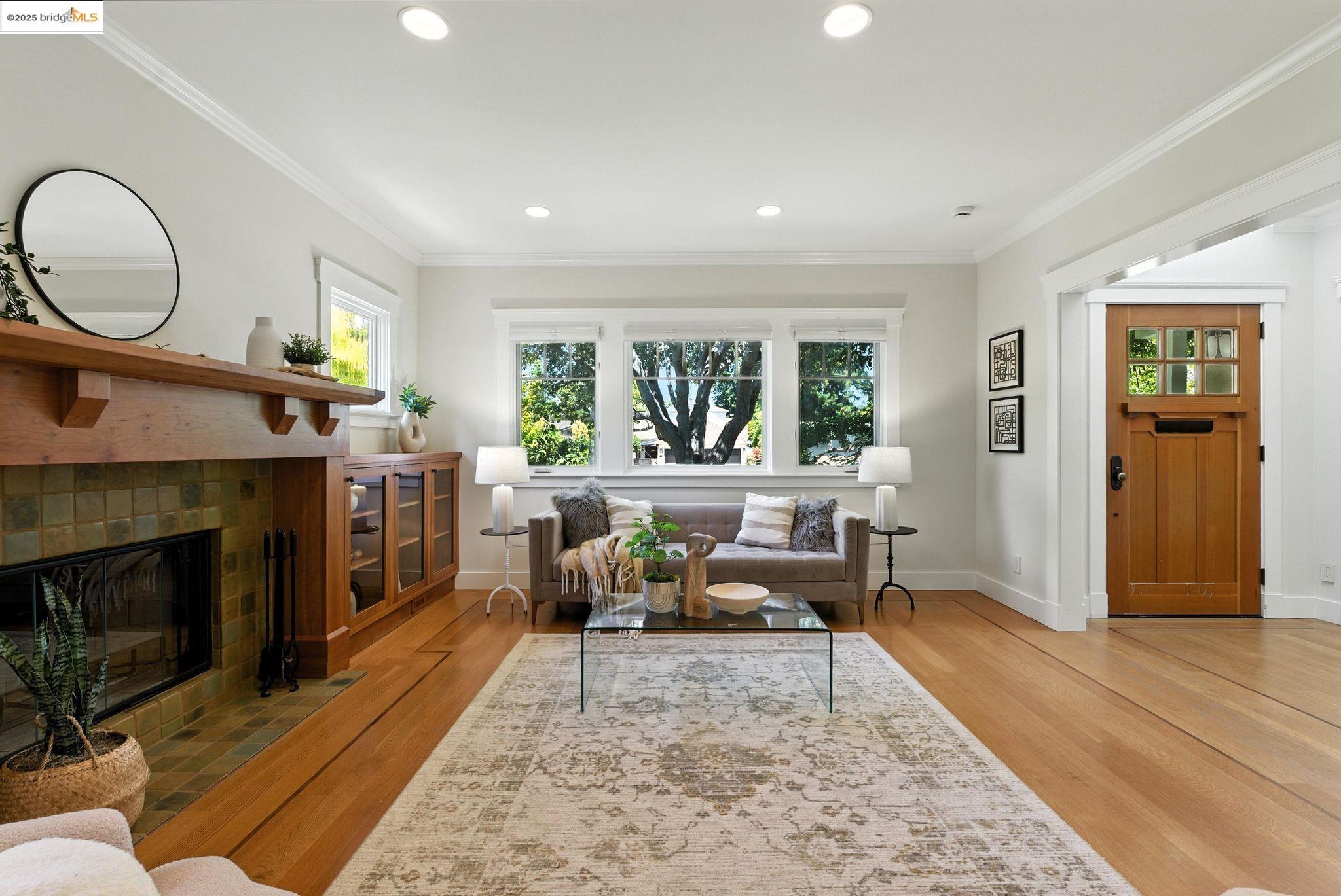 1020 Channing Ave, Palo Alto, California 94301, 5 Bedrooms Bedrooms, 11 Rooms Rooms,3 BathroomsBathrooms,Residential,For Sale,1020 Channing Ave,41106343