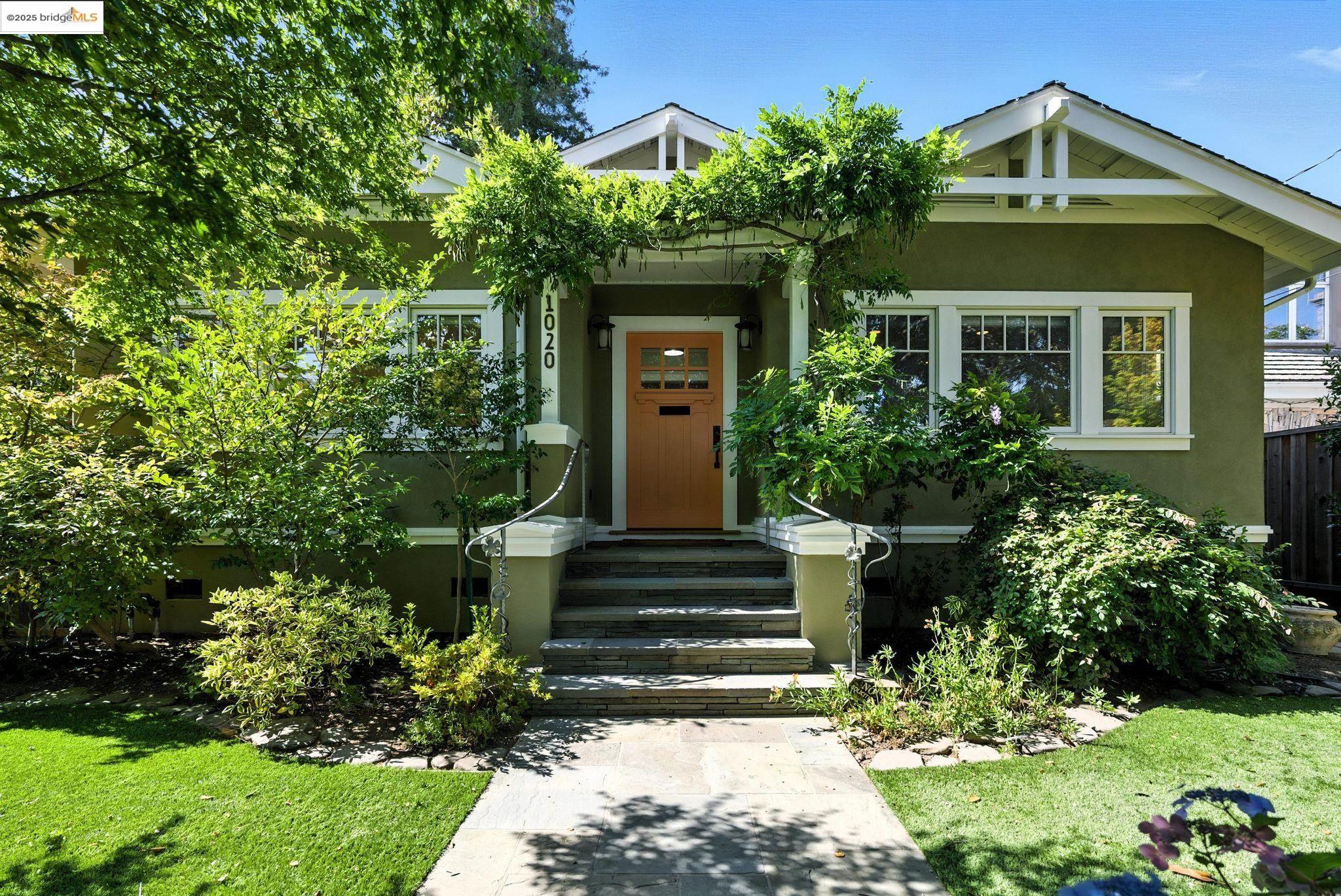 1020 Channing Ave, Palo Alto, California 94301, 5 Bedrooms Bedrooms, 11 Rooms Rooms,3 BathroomsBathrooms,Residential,For Sale,1020 Channing Ave,41106343
