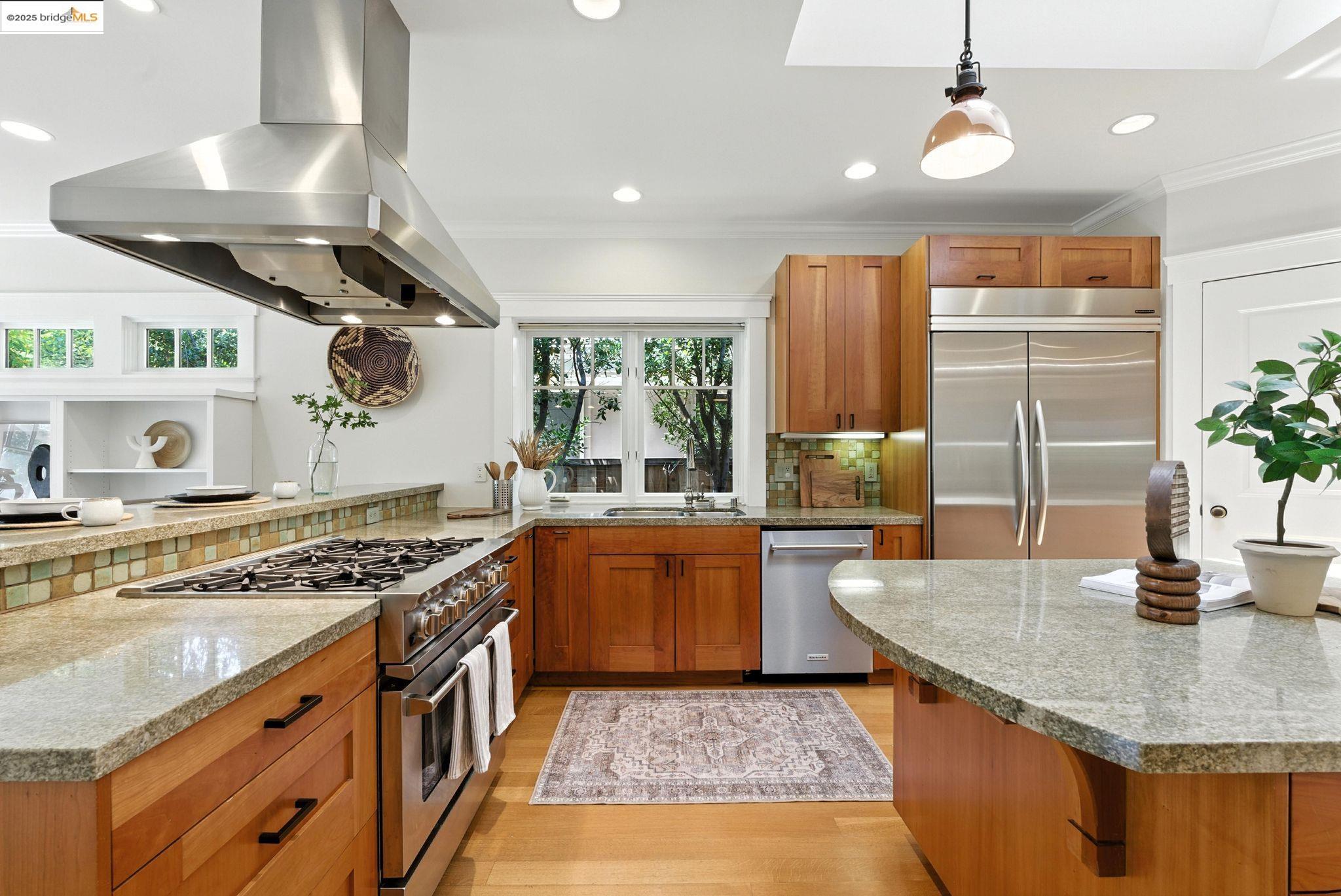 1020 Channing Ave, Palo Alto, California 94301, 5 Bedrooms Bedrooms, 11 Rooms Rooms,3 BathroomsBathrooms,Residential,For Sale,1020 Channing Ave,41106343