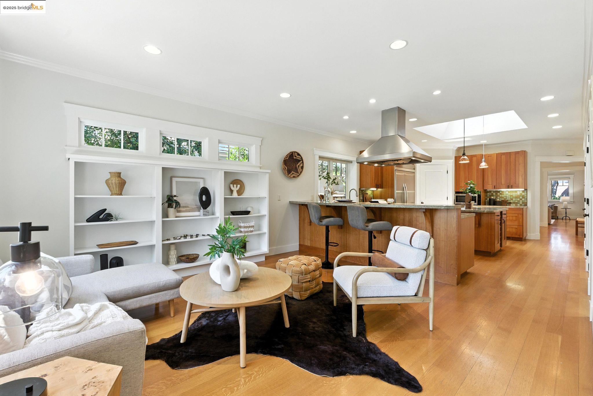 1020 Channing Ave, Palo Alto, California 94301, 5 Bedrooms Bedrooms, 11 Rooms Rooms,3 BathroomsBathrooms,Residential,For Sale,1020 Channing Ave,41106343