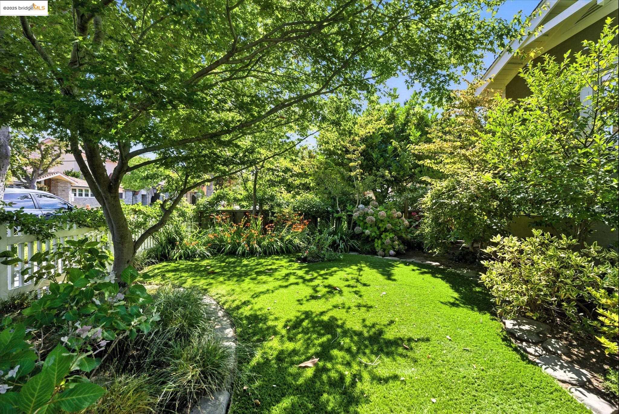 1020 Channing Ave, Palo Alto, California 94301, 5 Bedrooms Bedrooms, 11 Rooms Rooms,3 BathroomsBathrooms,Residential,For Sale,1020 Channing Ave,41106343
