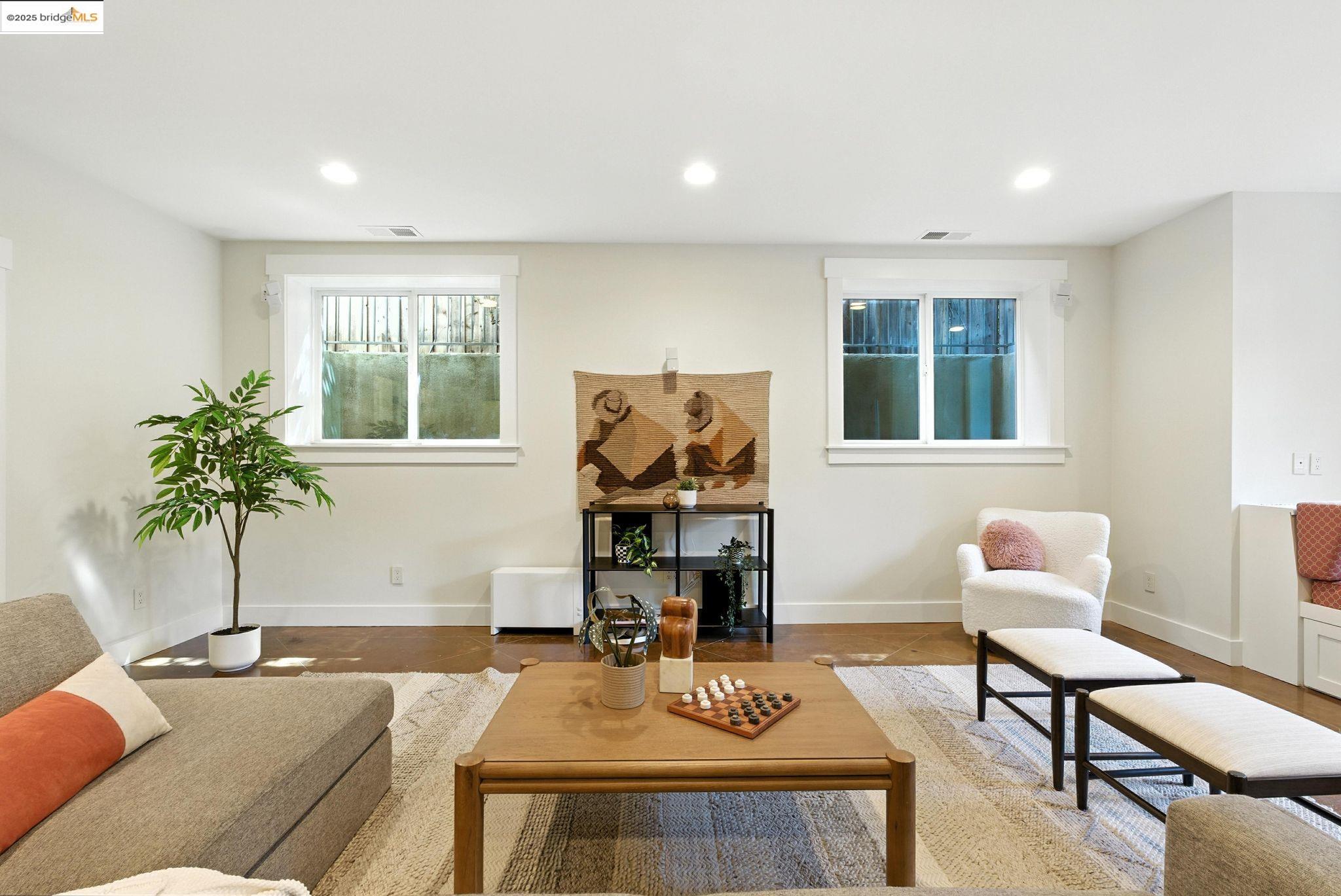 1020 Channing Ave, Palo Alto, California 94301, 5 Bedrooms Bedrooms, 11 Rooms Rooms,3 BathroomsBathrooms,Residential,For Sale,1020 Channing Ave,41106343