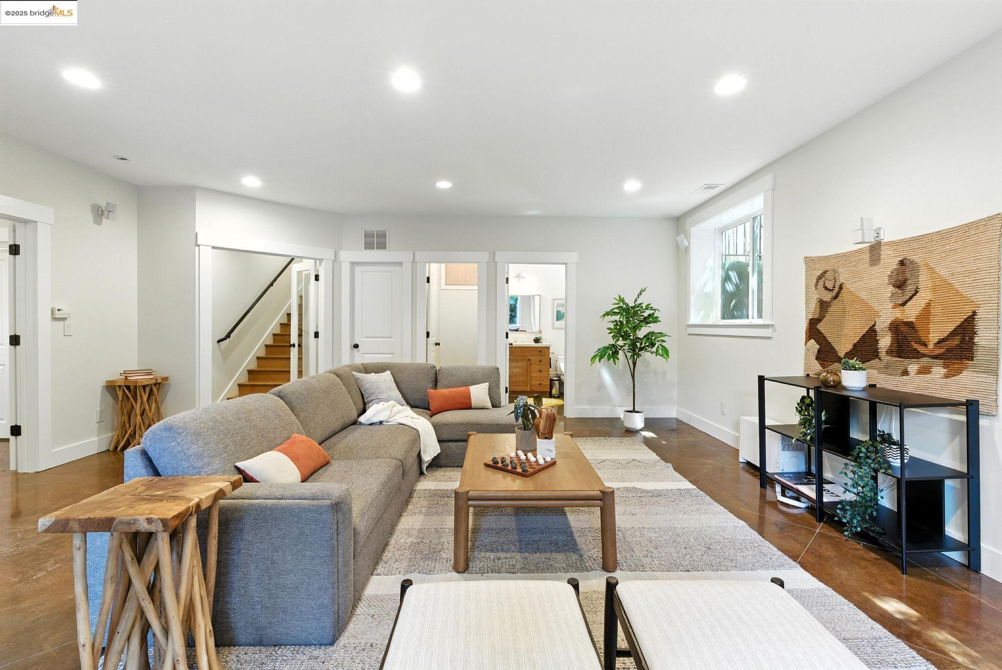 1020 Channing Ave, Palo Alto, California 94301, 5 Bedrooms Bedrooms, 11 Rooms Rooms,3 BathroomsBathrooms,Residential,For Sale,1020 Channing Ave,41106343