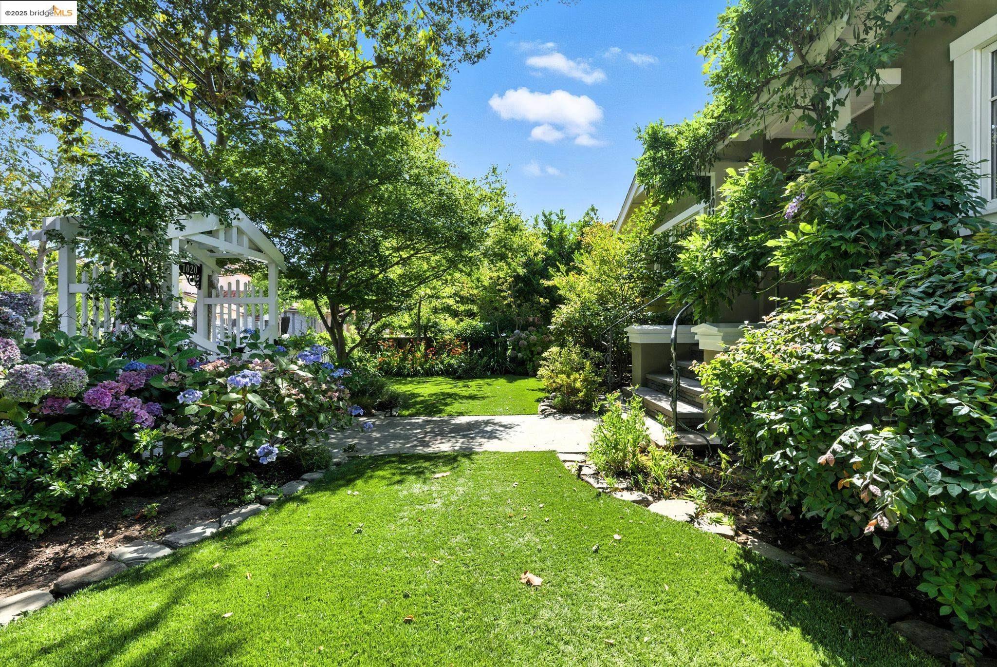 1020 Channing Ave, Palo Alto, California 94301, 5 Bedrooms Bedrooms, 11 Rooms Rooms,3 BathroomsBathrooms,Residential,For Sale,1020 Channing Ave,41106343
