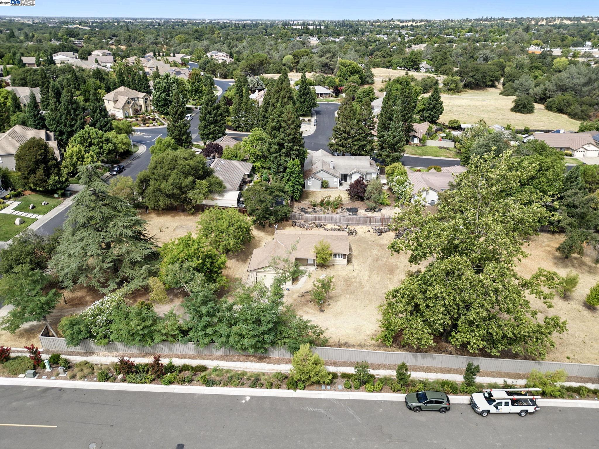 Detail Gallery Image 4 of 31 For 4525 Greenbrae Road, Rocklin,  CA 95677 - 3 Beds | 1 Baths