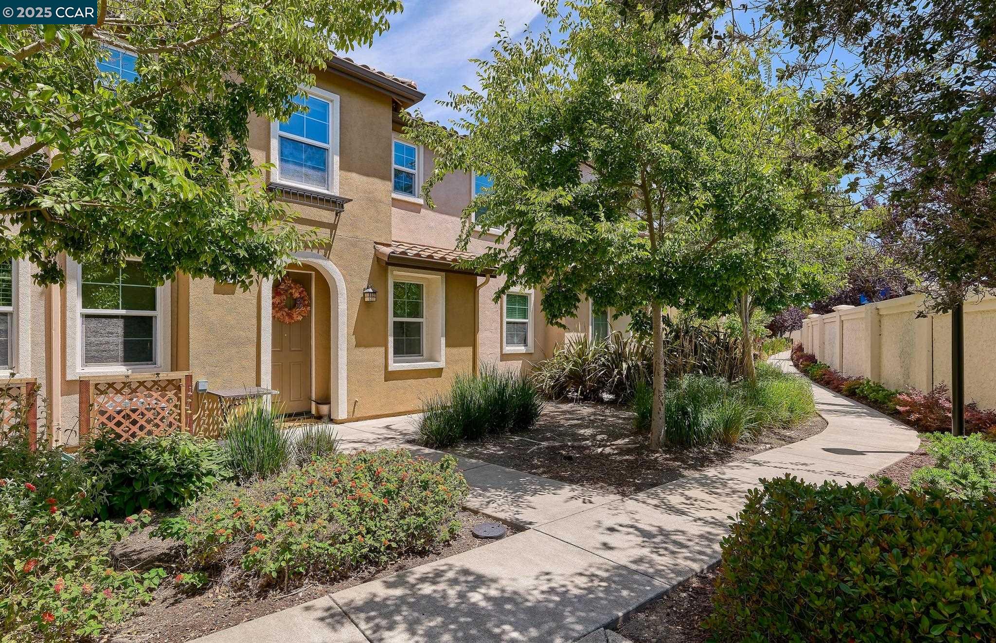 Photo #2: 41106357 Listing 