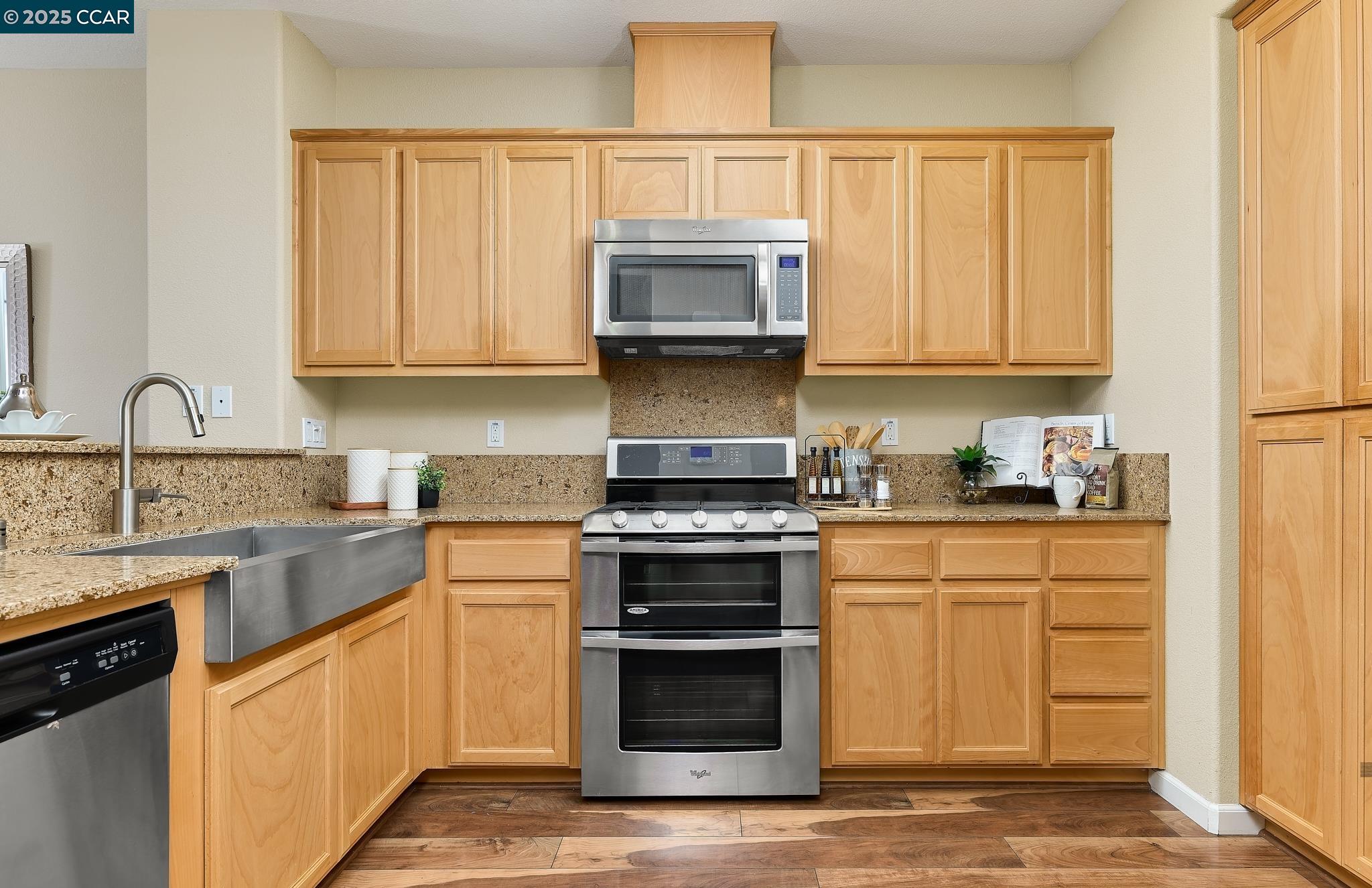 Photo #8: 41106357 Listing: Photo #8