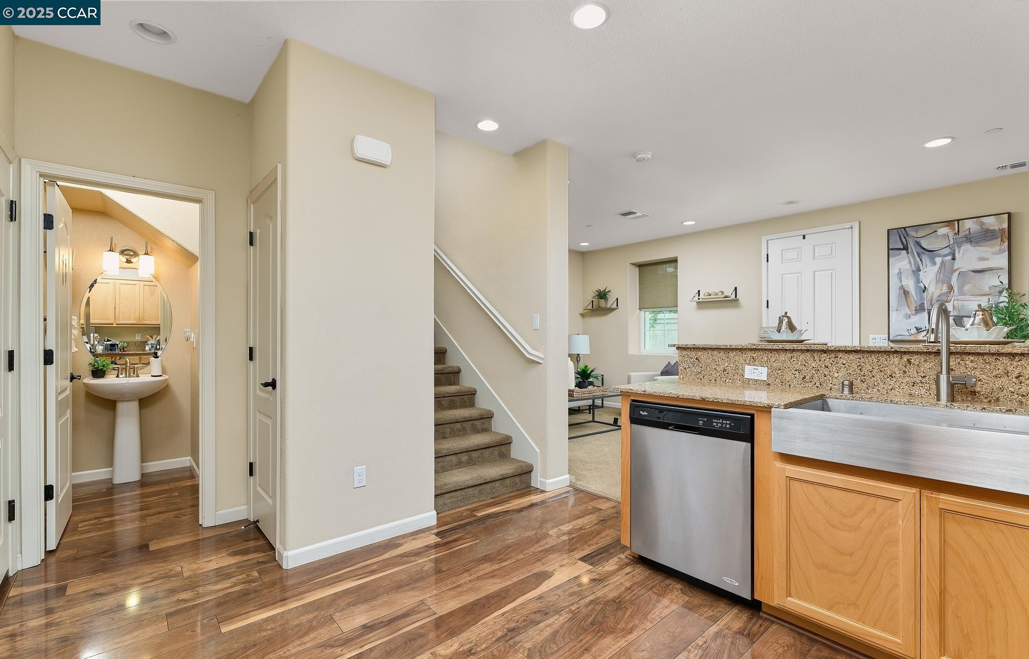 Photo #10: 41106357 Listing: Photo #10