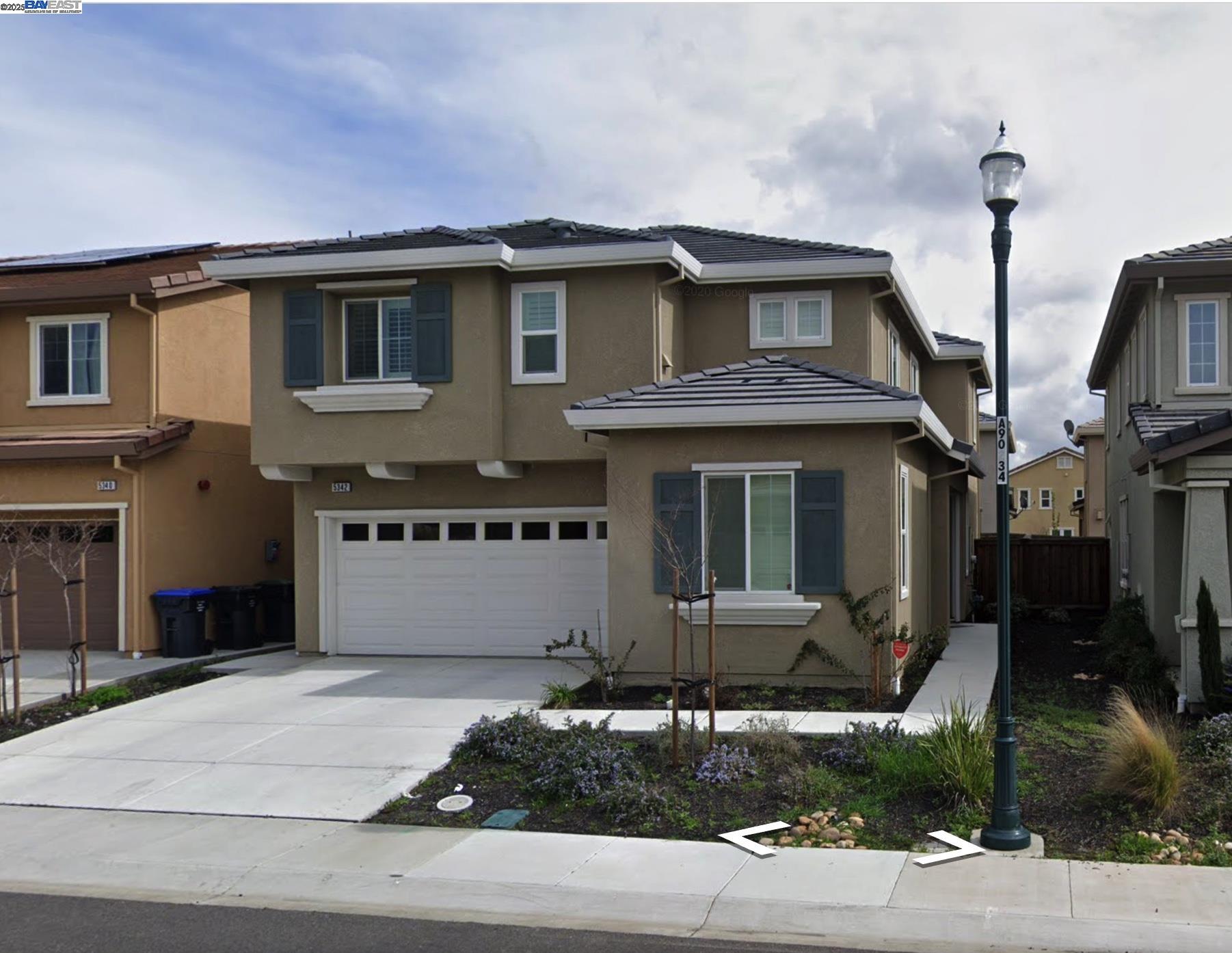 Detail Gallery Image 1 of 12 For 5342 Gramercy Circle, Fairfield,  CA 94533 - 4 Beds | 3/1 Baths