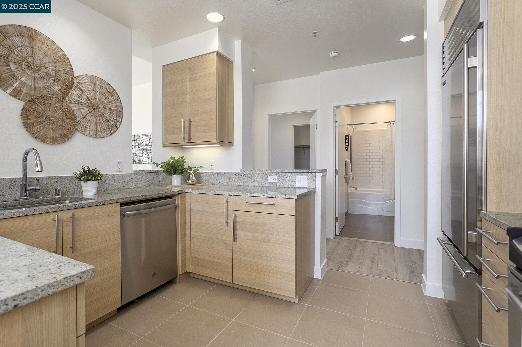 Photo #13: 41106364 Listing: Photo #13