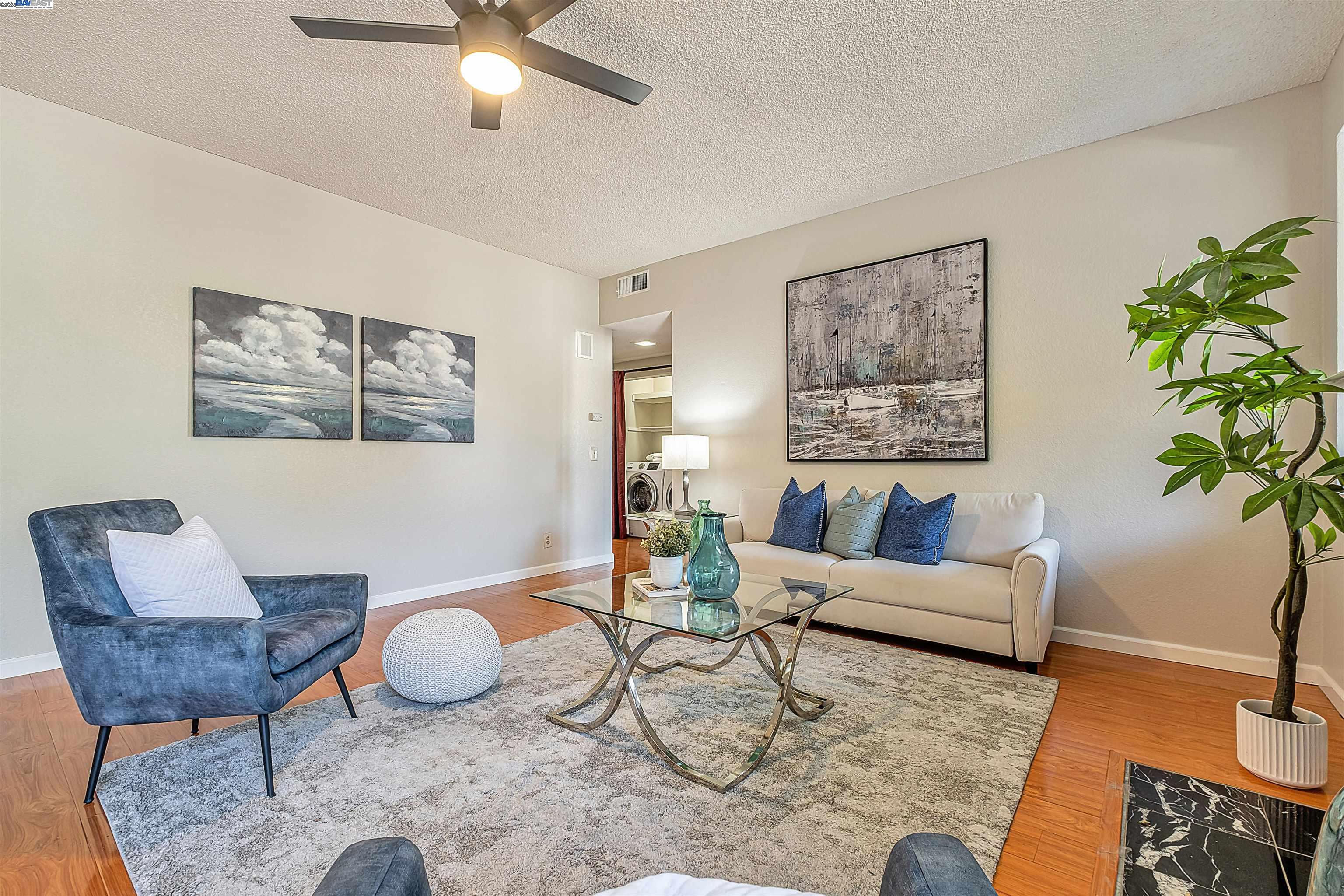 Photo #3: 41106365 Listing 