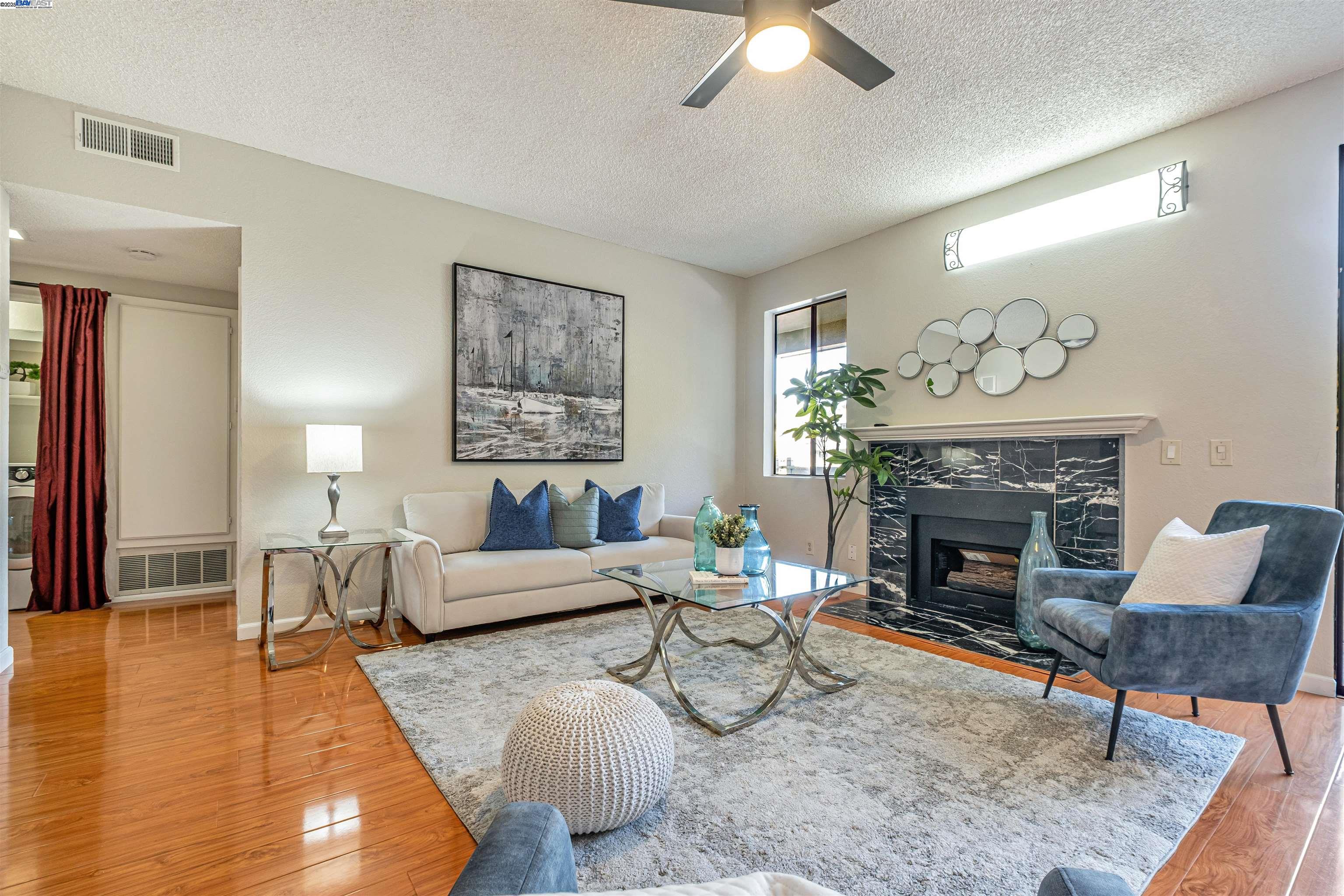 Photo #5: 41106365 Listing 