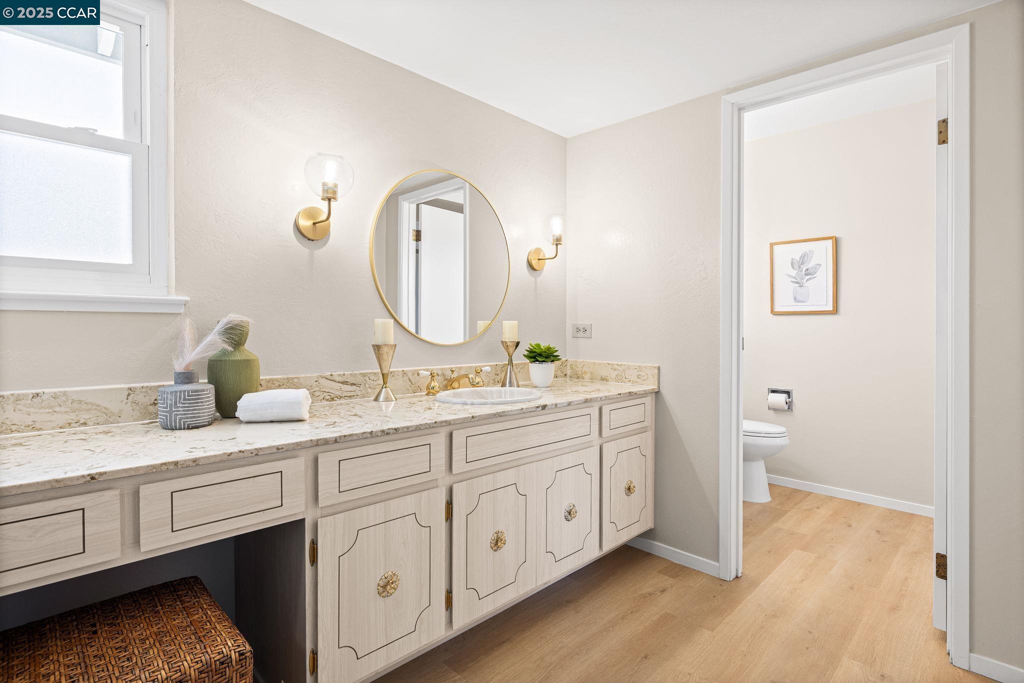 Detail Gallery Image 15 of 29 For 2325 Lariat Ln, Walnut Creek,  CA 94596 - 5 Beds | 3/1 Baths