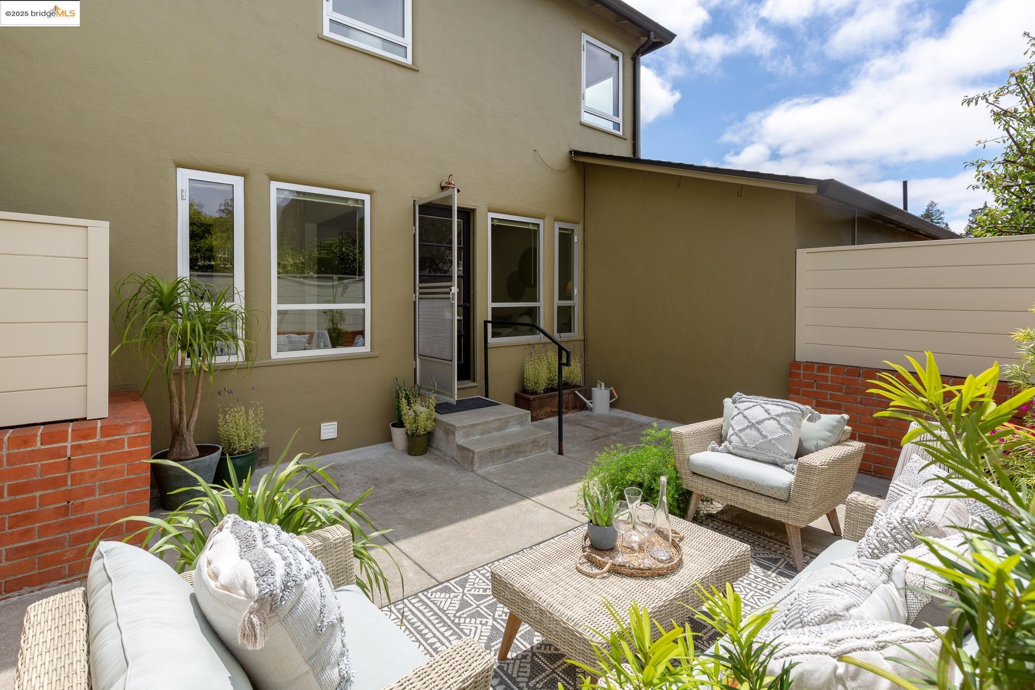 Photo #6: 41106368 Listing 