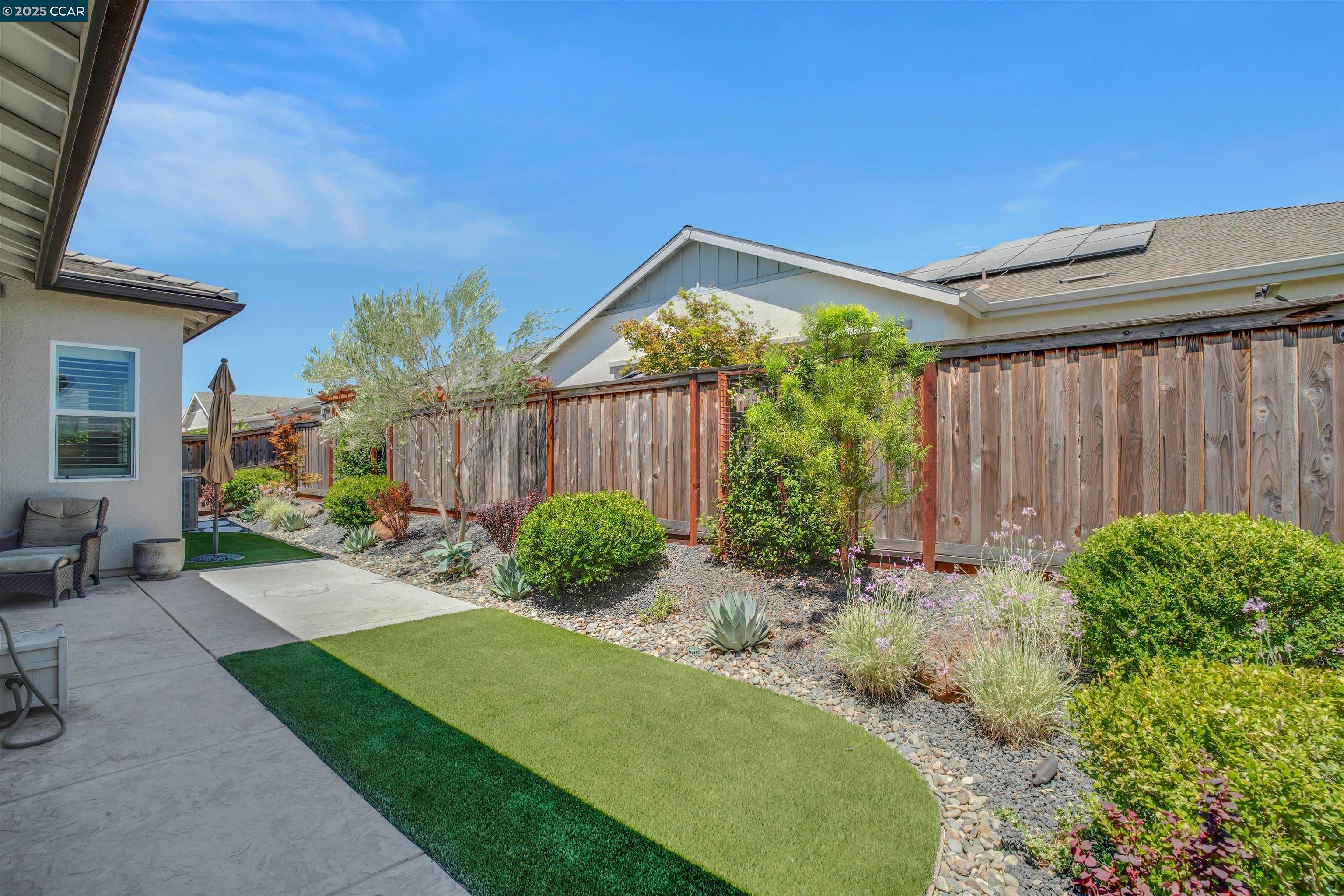 Detail Gallery Image 27 of 29 For 701 Victoria Drive, Manteca,  CA 95336-4419 - 2 Beds | 2/1 Baths