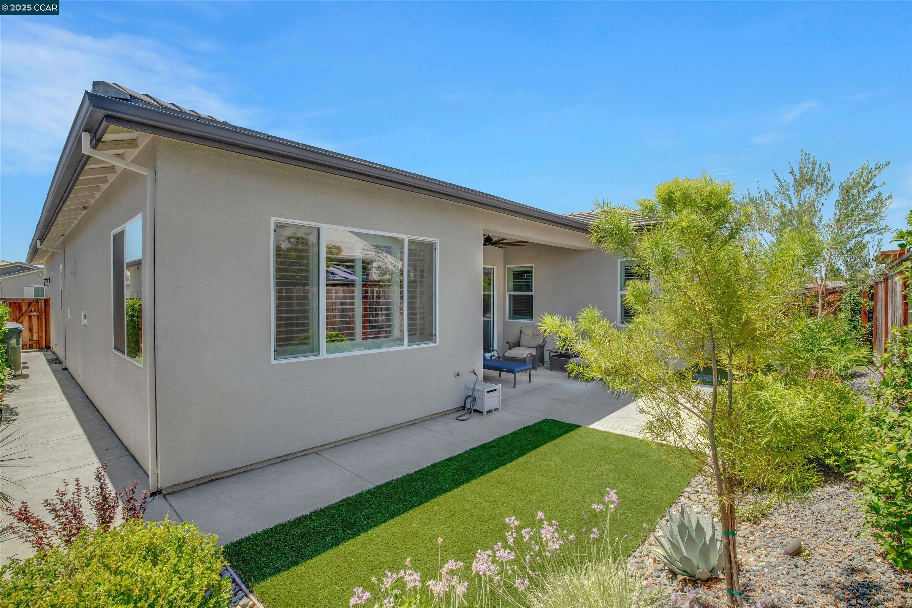 Detail Gallery Image 28 of 29 For 701 Victoria Drive, Manteca,  CA 95336-4419 - 2 Beds | 2/1 Baths