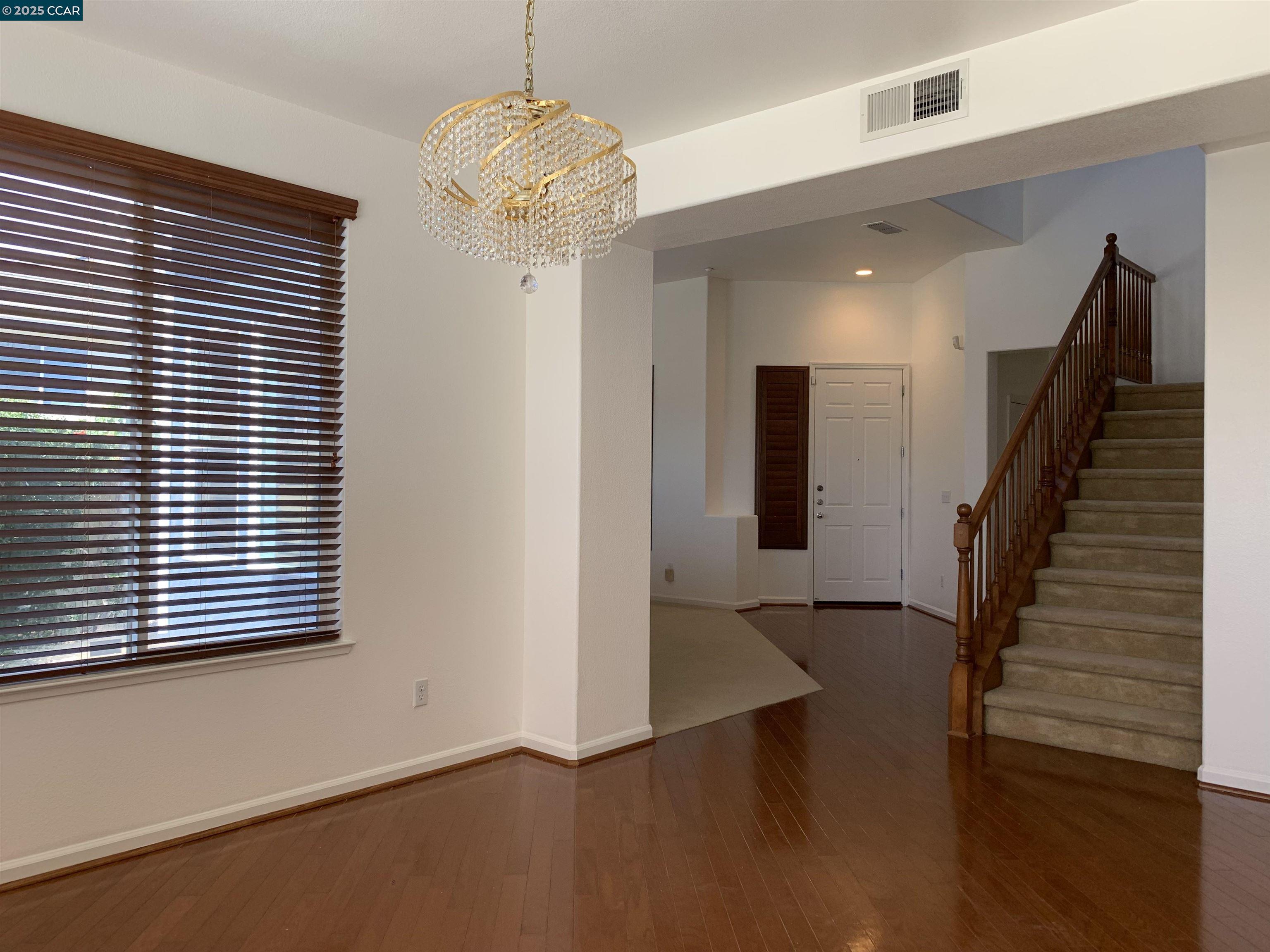 Detail Gallery Image 12 of 26 For 331 Ring Neck St, American Canyon,  CA 94503 - 4 Beds | 2/1 Baths