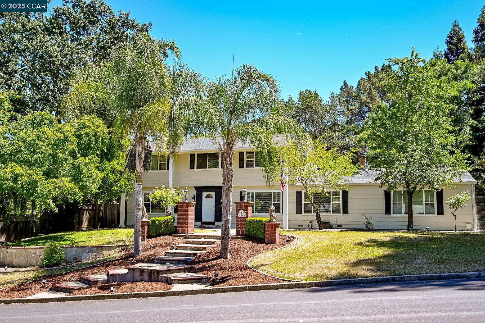 Front Image Thumbnail for CC41106380