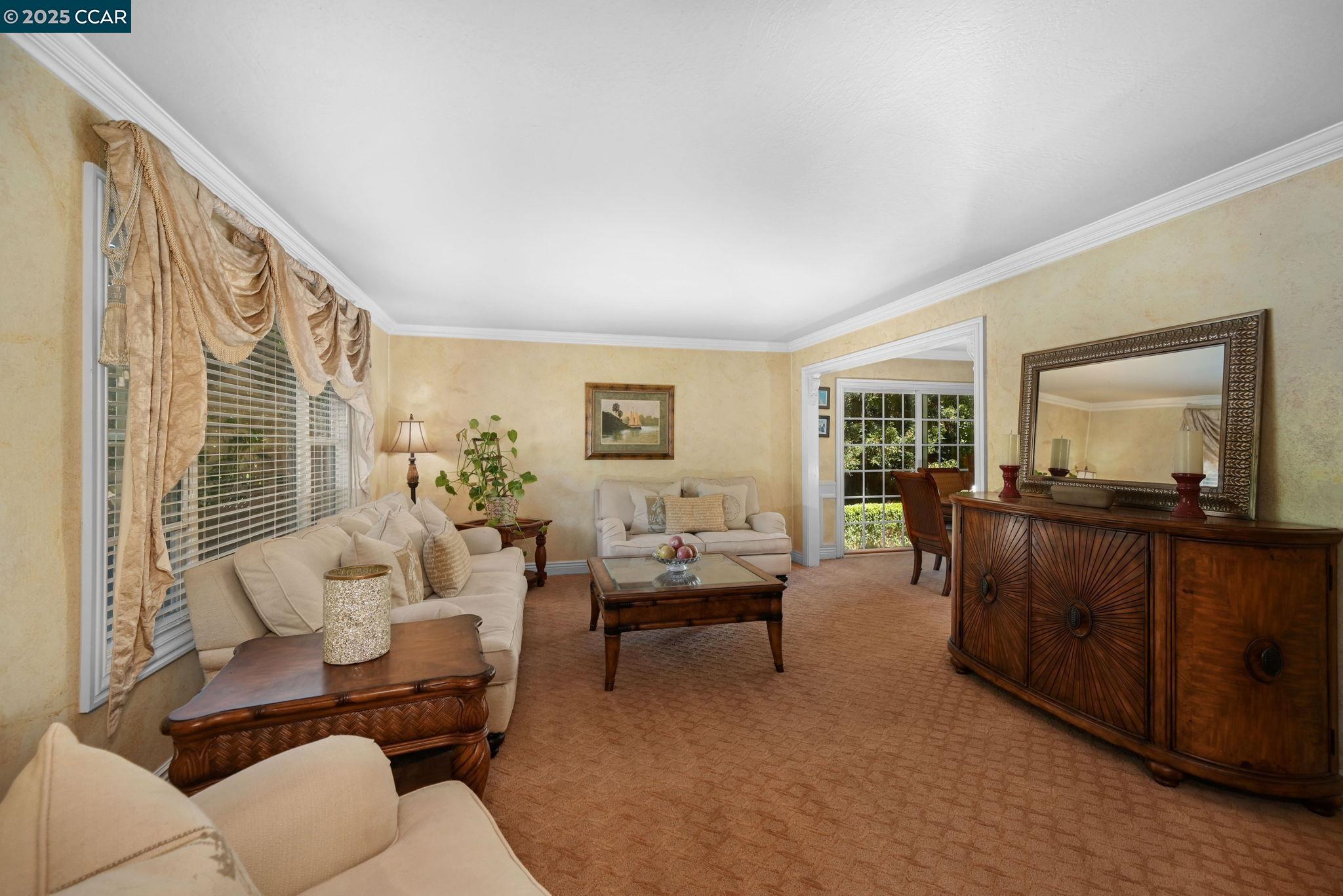 Detail Gallery Image 4 of 39 For 35 Alta Sierra Pl, Alamo,  CA 94507 - 4 Beds | 2/1 Baths