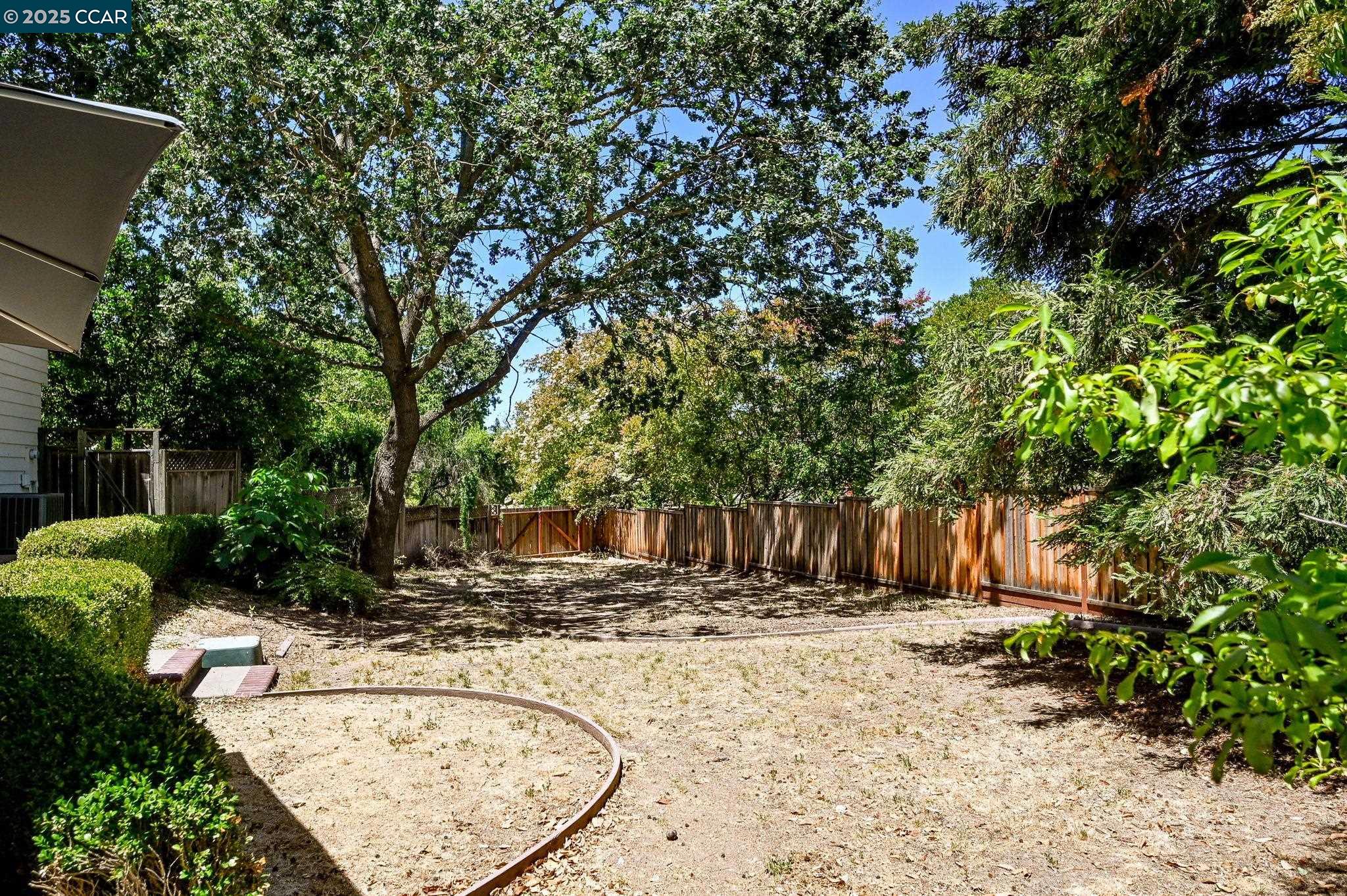 Detail Gallery Image 37 of 39 For 35 Alta Sierra Pl, Alamo,  CA 94507 - 4 Beds | 2/1 Baths