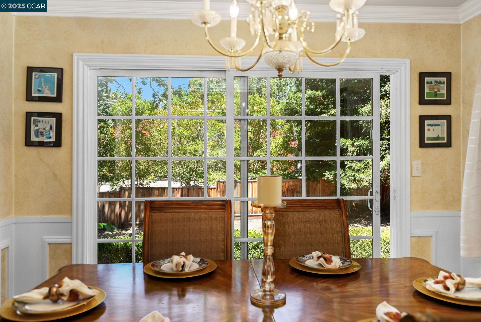 Detail Gallery Image 8 of 39 For 35 Alta Sierra Pl, Alamo,  CA 94507 - 4 Beds | 2/1 Baths