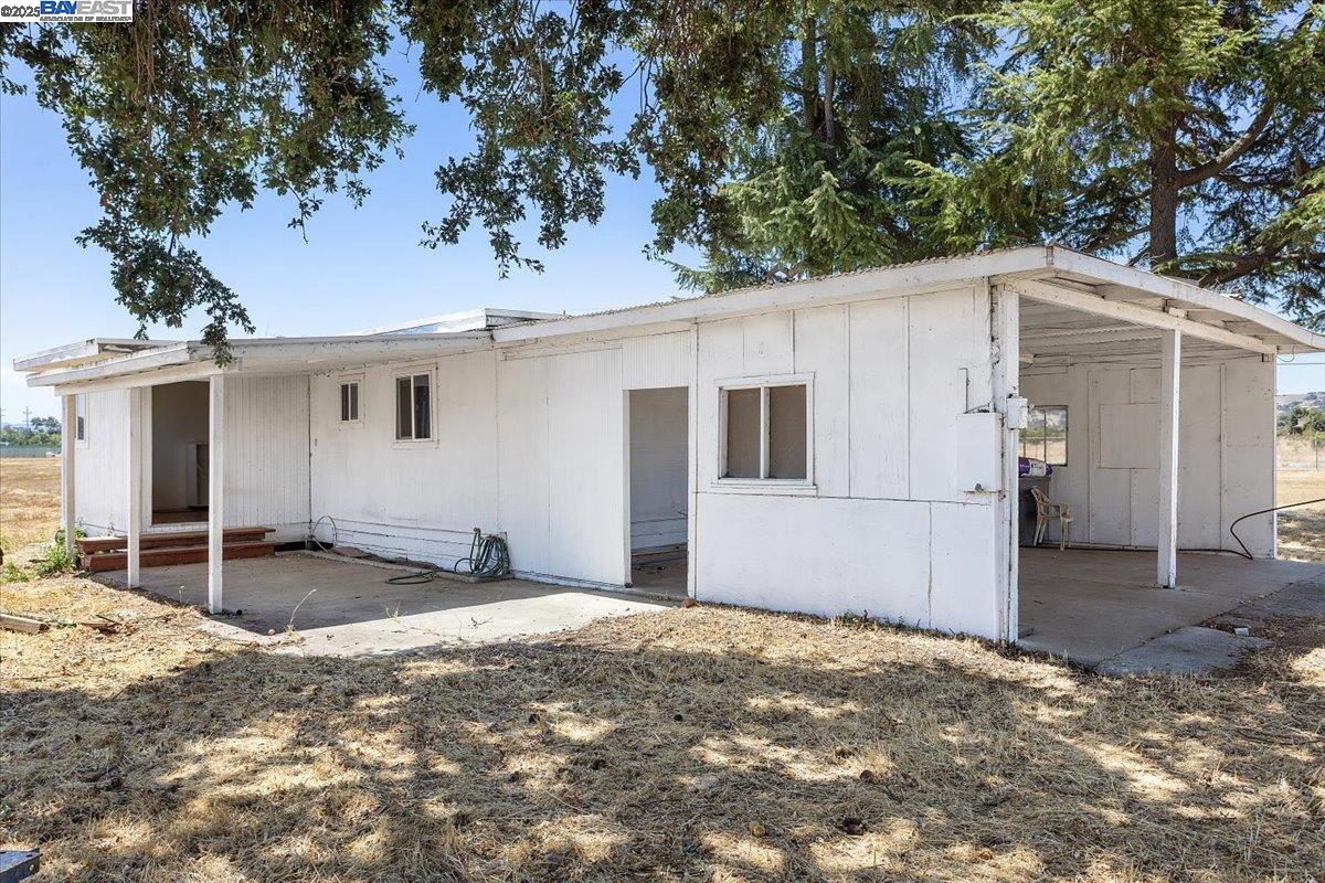 Detail Gallery Image 19 of 55 For 13690 Murphy Ave #E, San Martin,  CA 95046 - – Beds | – Baths