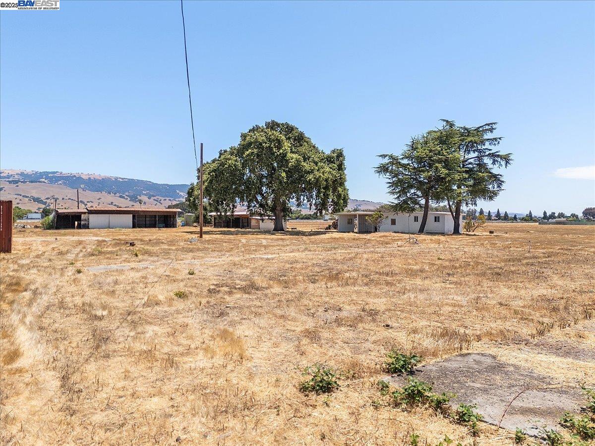 Detail Gallery Image 50 of 55 For 13690 Murphy Ave #E, San Martin,  CA 95046 - – Beds | – Baths